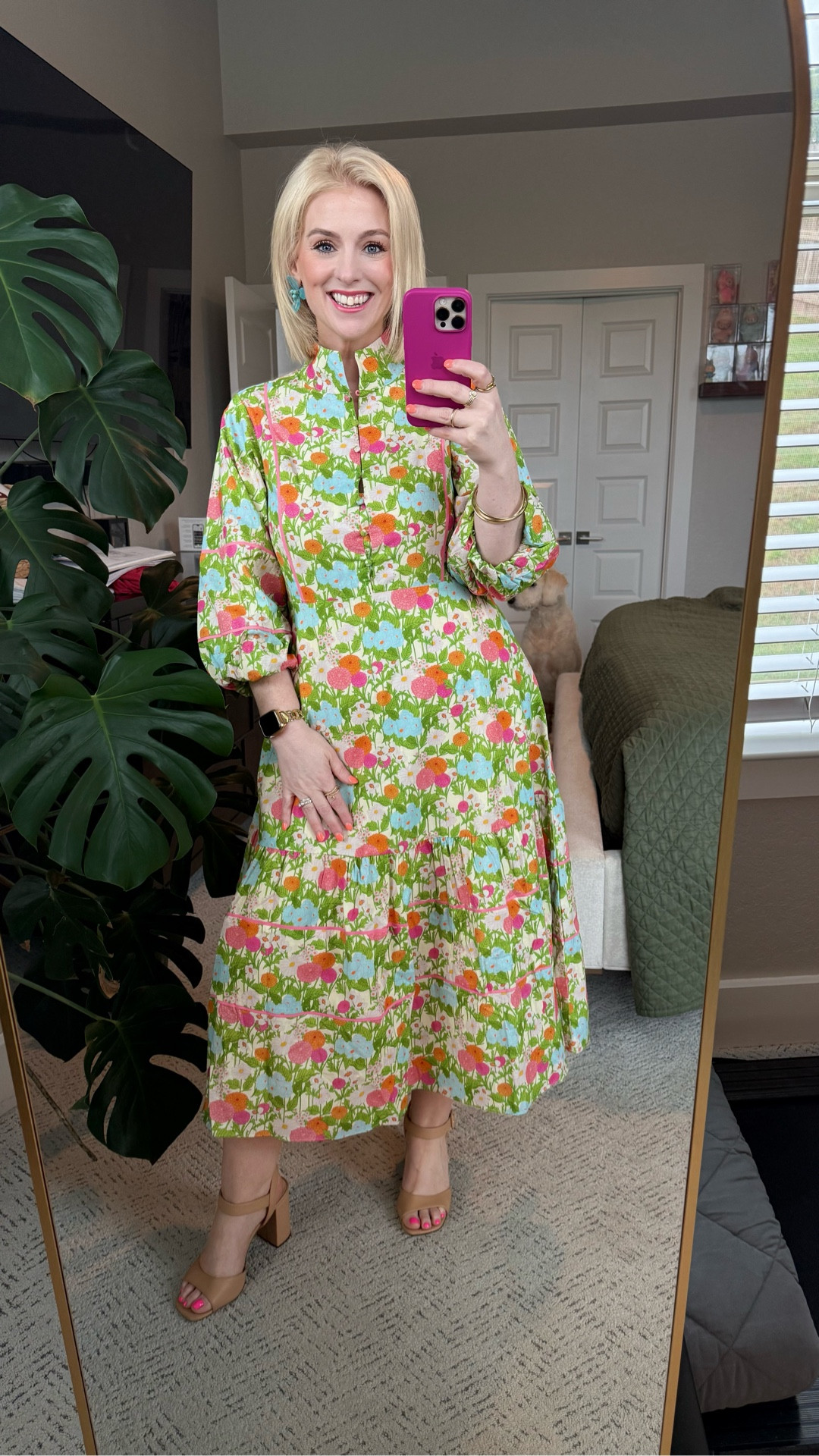 Not me becoming a pattern girl overnight 💐 I usually play it safe with no or limited prints, but this dress had people stopping me all day and now I’m rethinking everything 👀 It’s bright, happy, and somehow still feels effortless.

Might be time to mix things up more often… linking it here (although it’s almost sold out!!) because she clearly deserves her moment 💗 

#LTKootd #LTKdayinmylife #LTKMidsize