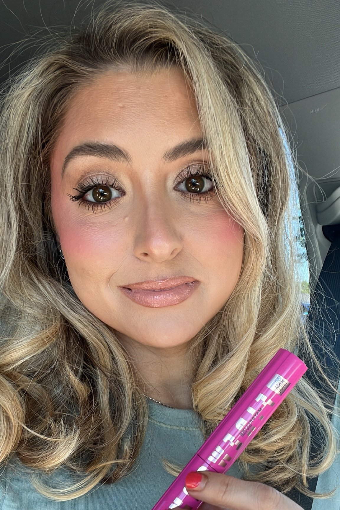 Eyes and lil combo 

Eyes:
Mario master mattes
Mario brown liner 
Space cowboy eyeshadow topper 
Dior highlighter on inner corners and brow bone
Drugstore mascara

Lips:
Anywhere caffeine lip liner 
Kim kw lipstick 
Pillow talk light lip plumping gloss

Brows :
rare beauty cool brown 
Rare beauty brow gel clear  

#LTKFindsUnder100 #LTKStyleTip #LTKBeauty