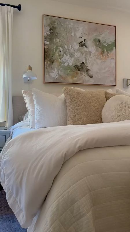 my summer bedding/ my summer bedroom

#LTKSeasonal #LTKVideo #LTKHome