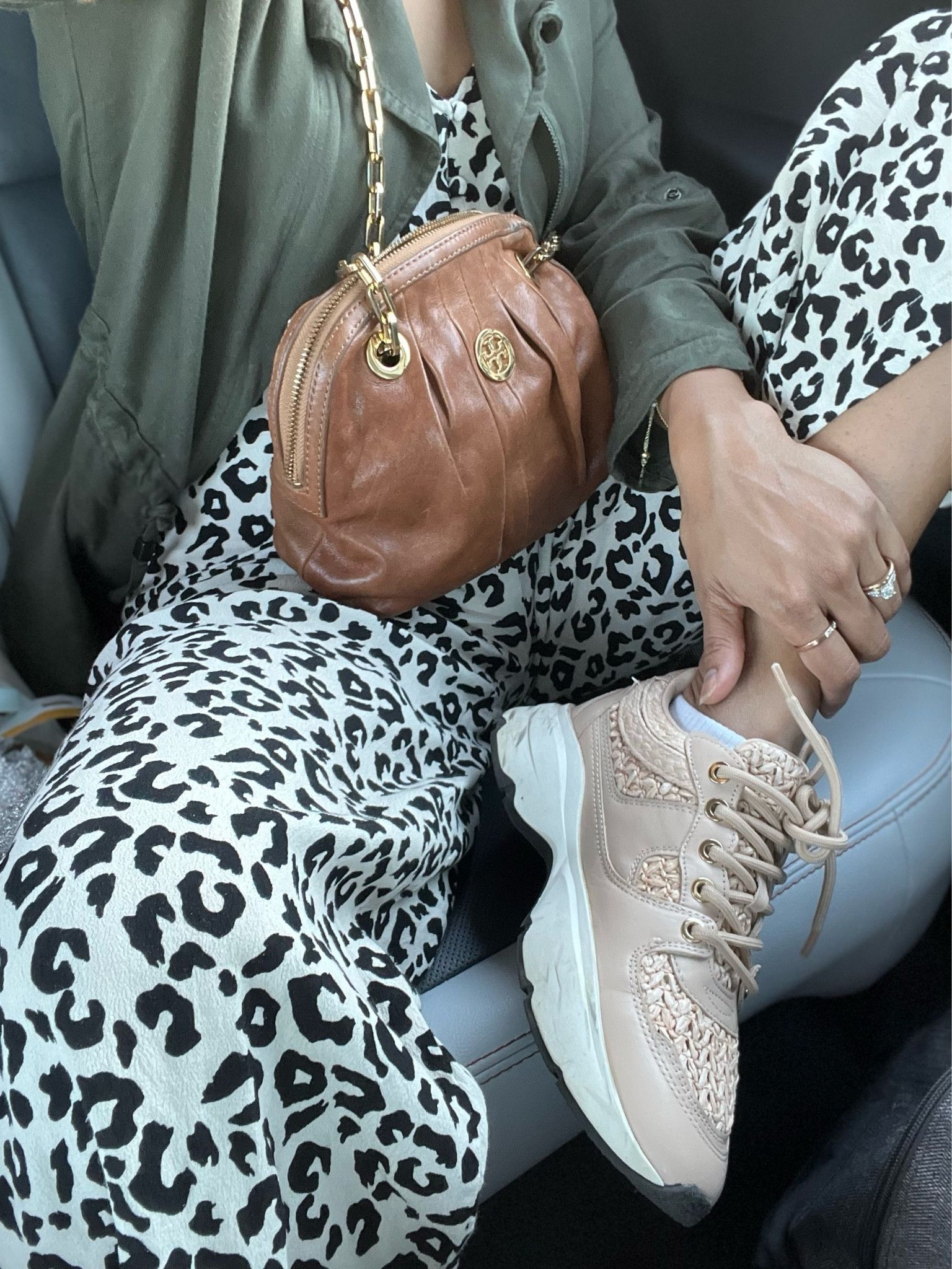 Sneakers, handbags, purses, fall fashion, animal prints, jumpsuit, safari theme party, utility jacket, 
Brown, olive green, blush 

#fallfashion
#utilityjackets
#jumpsuits

#LTKSeasonal #LTKfit #LTKstyletip