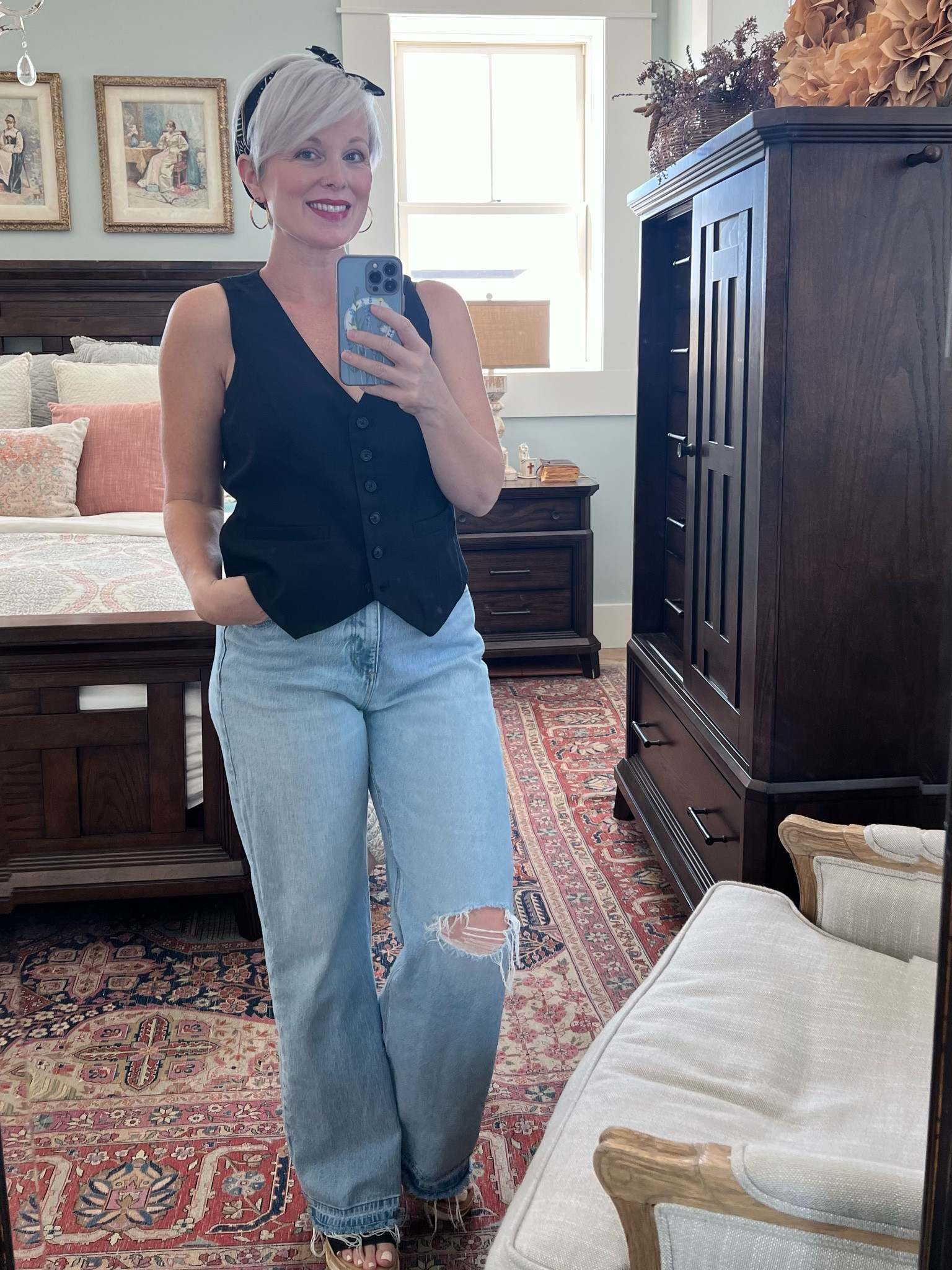 🔥🔥 Another way to style this vest from Target. I love this look so much! #casualfashion #playfulstyle #sexy #tomboy #over50 #targetfinds 

#LTKOver40 #LTKFindsUnder50 #LTKStyleTip