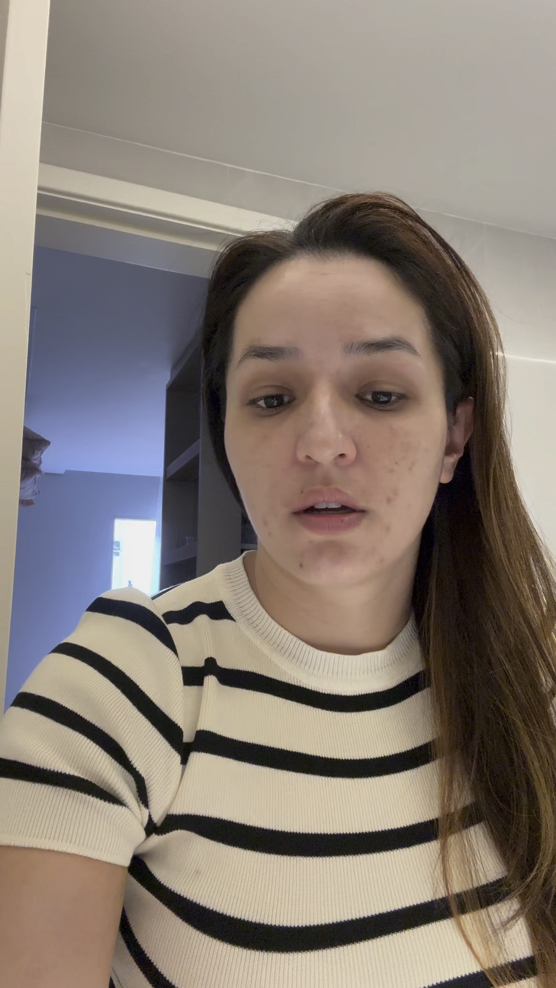 Venho pregar a palavra do dia: Bioderma Sébium Kerato+ - Gel Creme 
.
Sofro com espinhas internas, com infeção e inchaço. Parei de usar maquiagem e dei início ao tratamento com Sébium Kerato+ - Gel Creme e posso dizer, em 10 dias minha pele está lisa, sem erupções e sem oleosidade. 
.
Link do produto? Tem na minha LTK Shop ♥️ 
. 
Daqui 20 dias volto mostrar como está meu rosto. 
. 
#bioderma #sebiumkerato #acne #skincare #dica #ltkshop

#LTKbrasil #LTKbeauty #LTKwinter