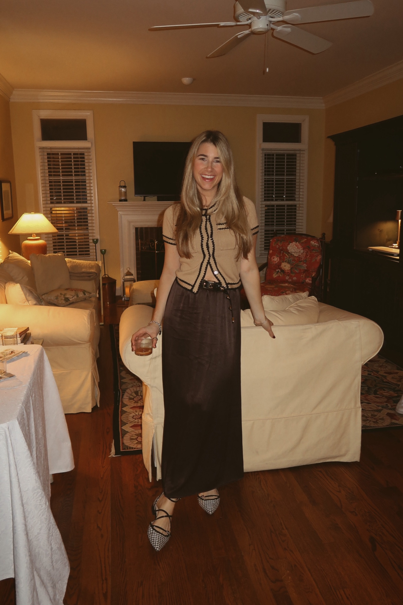 Tonal look / silk maxi skirt 

#LTKStyleTip