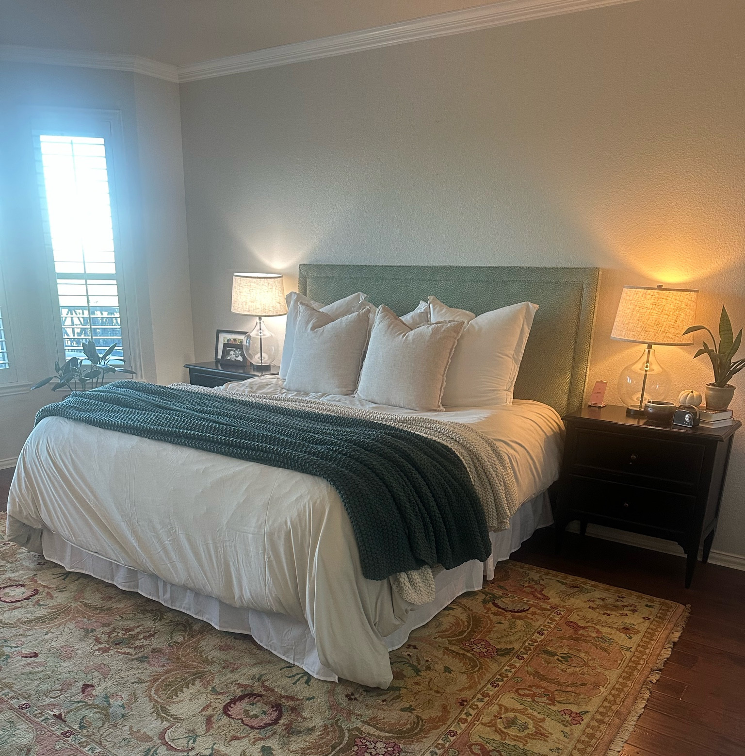 Last day to catch the Casaluna sale! I absolutely love my chunky knit blankets! 

#LTKSaleAlert #LTKHome