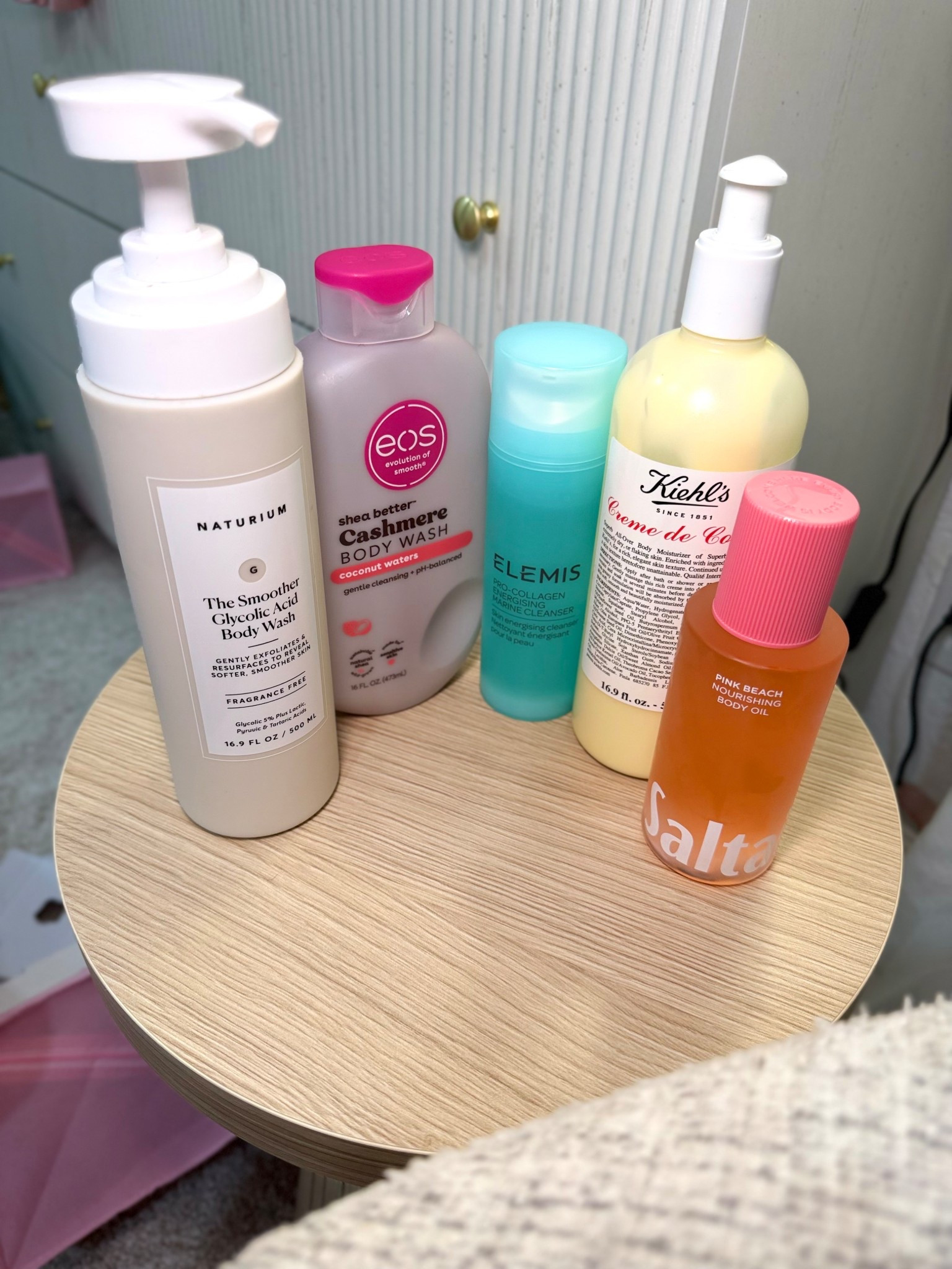 My everyday bodycare routinee

#LTKmorningroutine #LTKselfcare