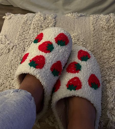 Cutest slippers & so comfy 

#LTKGiftGuide #LTKSpringSale #LTKMostLoved