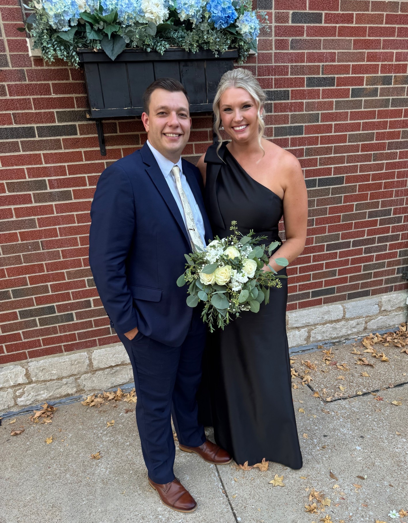 Black dress
Fall wedding guest dress 
Black bridesmaid dress 
Black gown 

#LTKWedding