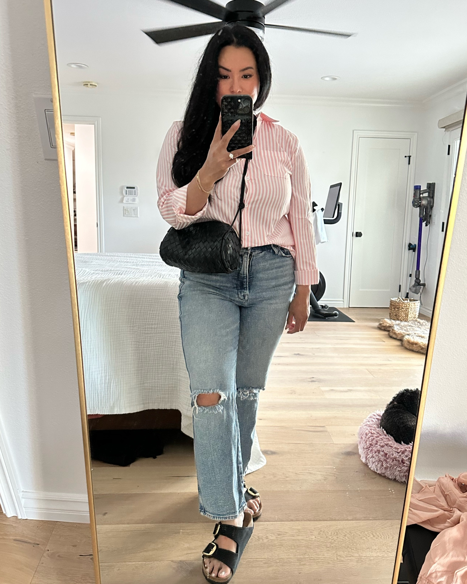 Casual spring outfit. 

#LTKFind #LTKunder50 #LTKcurves