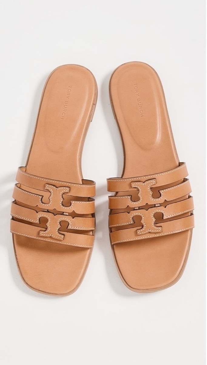 Tory Burch Slides

#LTKSeasonal #LTKOver40 #LTKTravel
