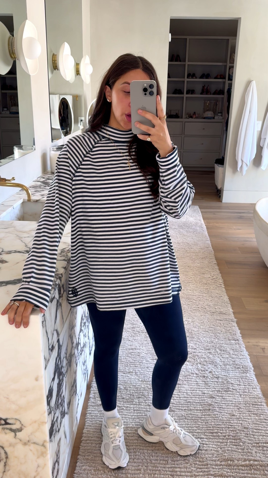 Y’all know my love for FP movement. I am so excited that it’s finally vest & legging season! I’ve brought out my puffer vests & picked up a couple cute mock necks to pair! 

Top: large 
Leggings: medium 

Dressupbuttercup.com #dressupbuttercup #dederaad @fpmovement #fpmovementpartner


#LTKSaleAlert #LTKStyleTip #LTKFindsUnder100