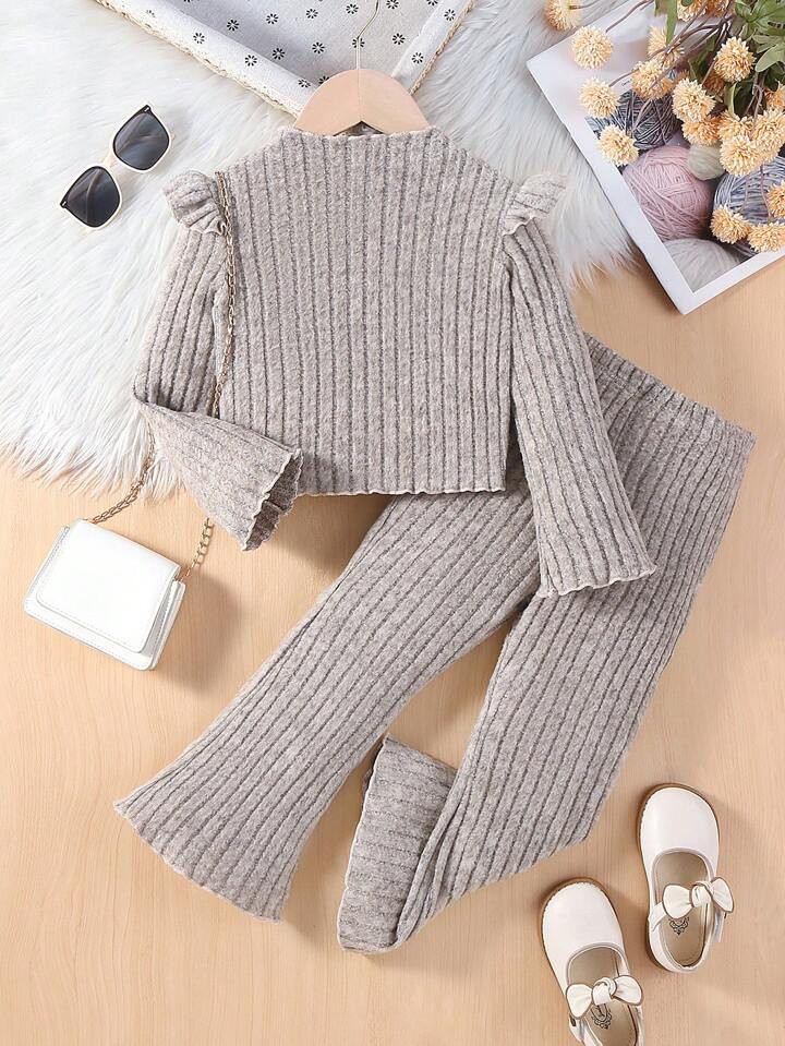 SHEIN Kids Nujoom Young Girl Ruffle Trim Mock Neck Tee & Flare Leg Pants | SHEIN