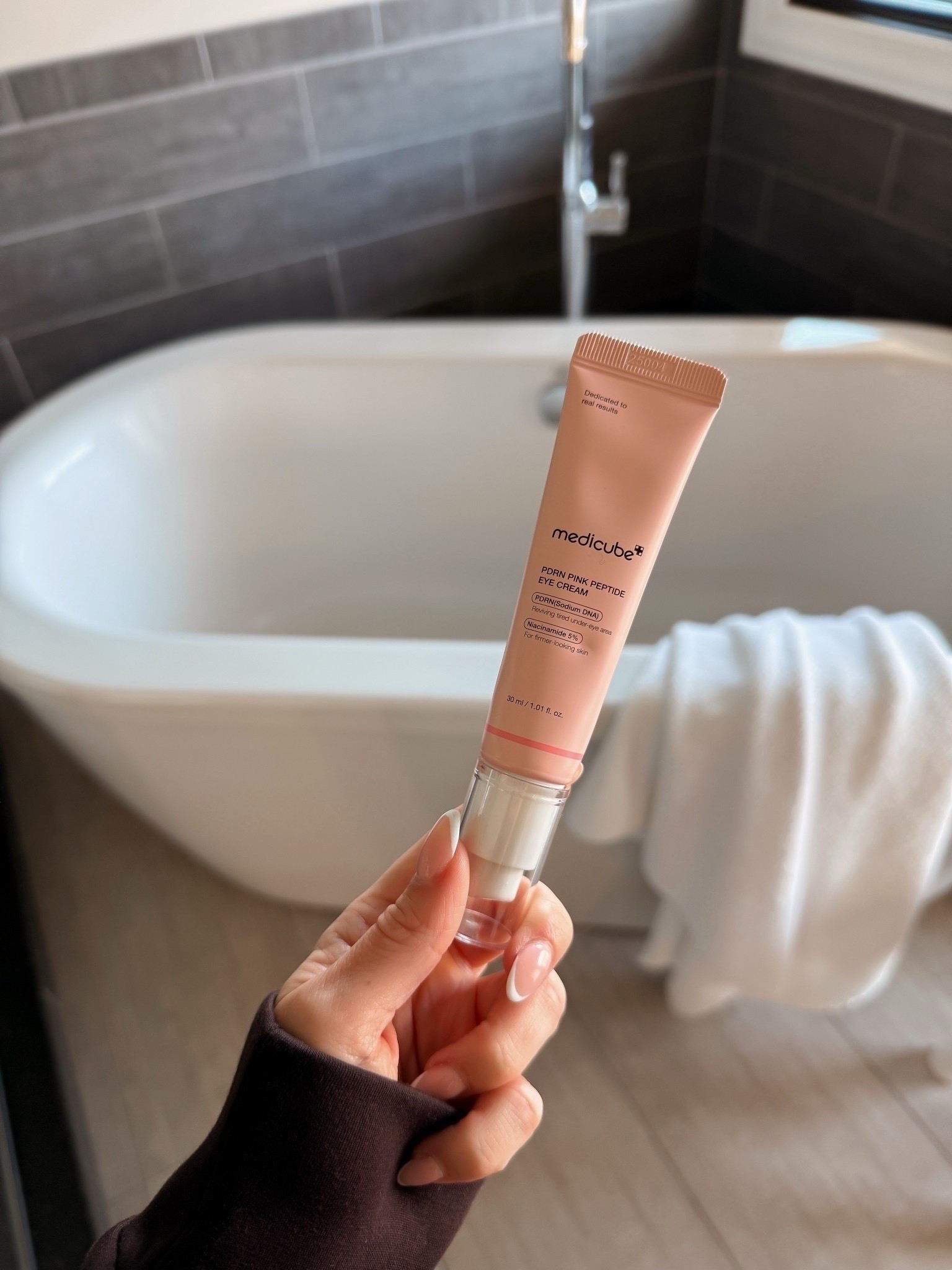 Been loving medicube lately, a great gift idea!

Amazon, Amazon Black Friday, Amazon bfs, bf, bfs, beauty on sale, skincare on sale, medicube, medicube sale, Almostreadyblog, Amanda West

#LTKHoliday #LTKGiftGuide #LTKmorningroutine