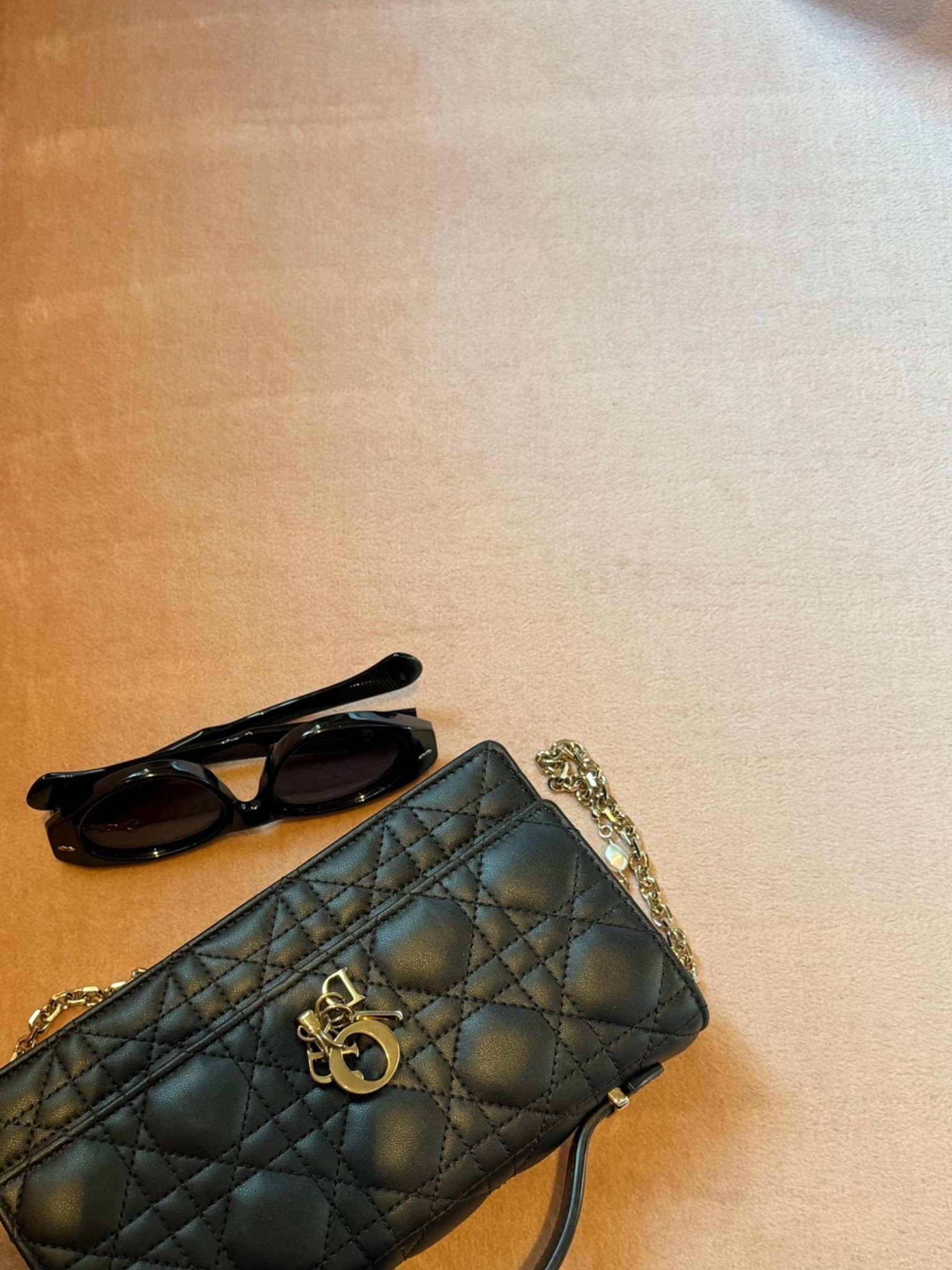My fav little bag rn

#LTKootd