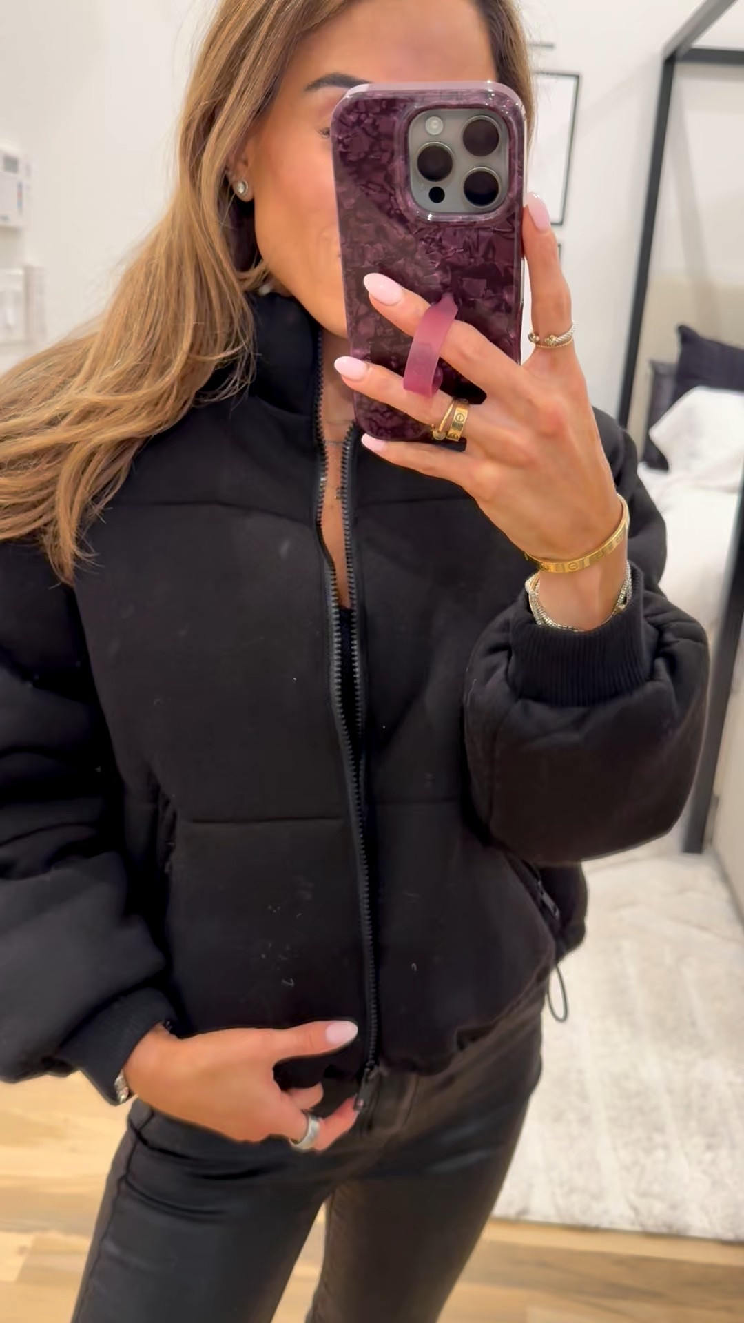 How cute is this puffer jacket size xxs and comes in grey and super soft 

#LTKFindsUnder50 #LTKHoliday #LTKFindsUnder100