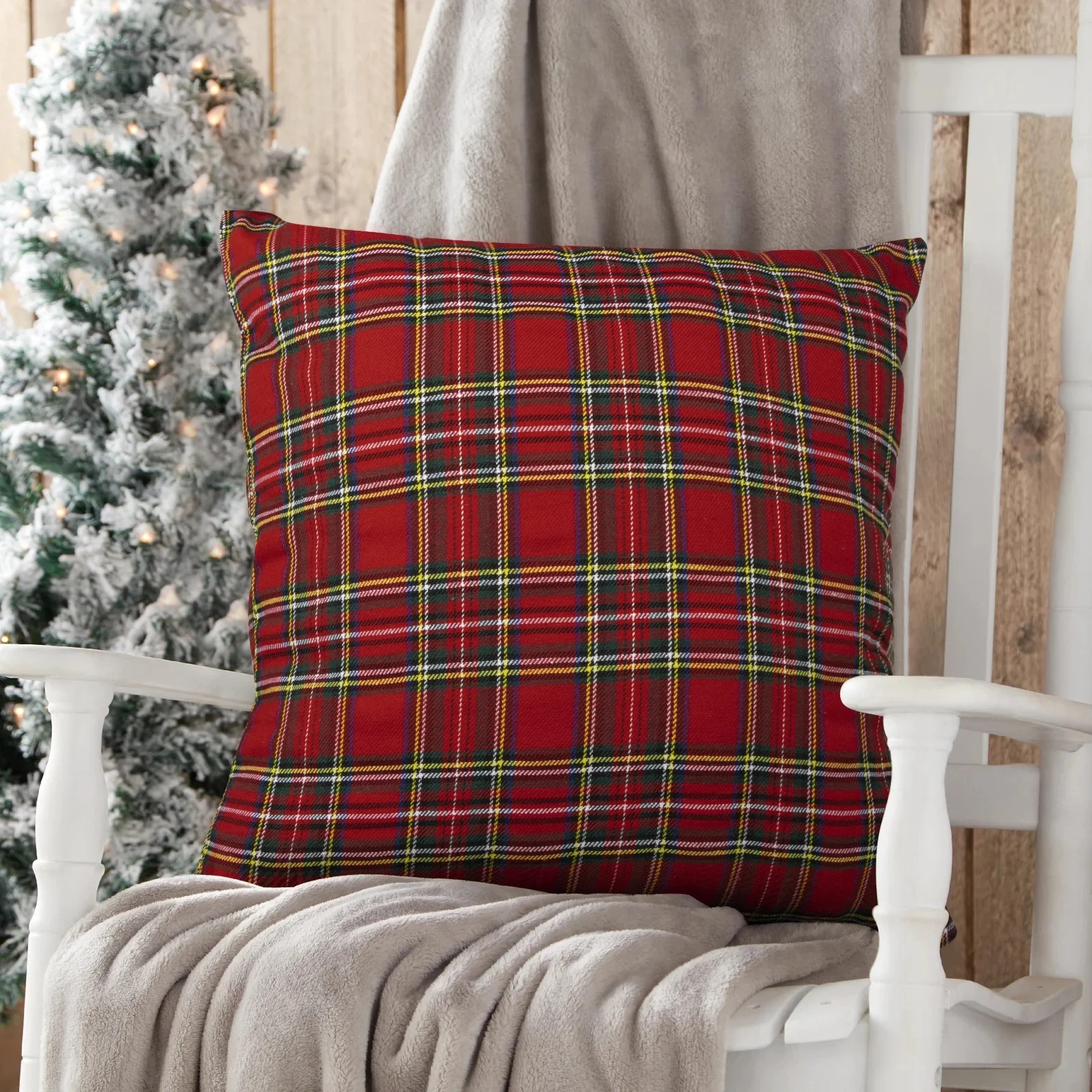 Set of 2 Red Plaid Christmas Decorative Throw Pillow Covers 18" x 18" for Gift - Walmart.com | Walmart (US)