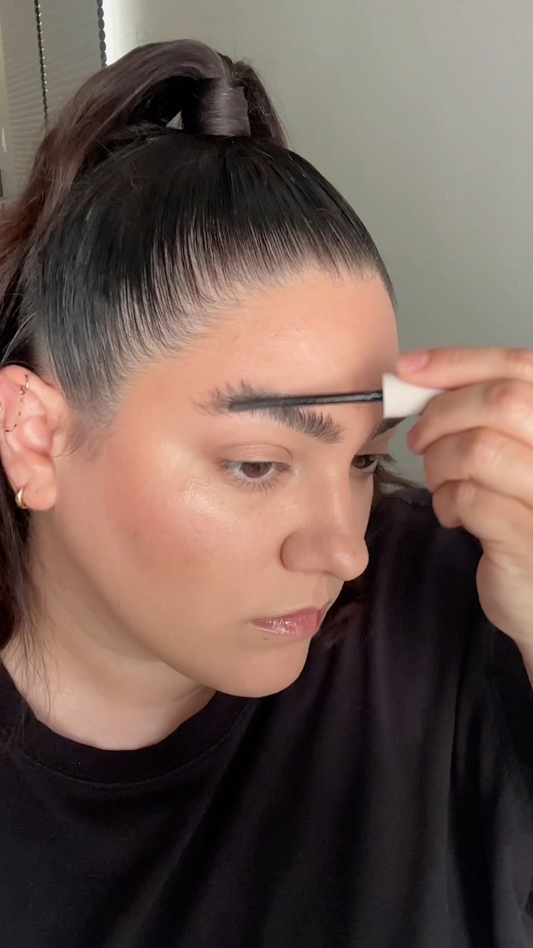 Brow gel always 📐 

#LTKBeauty #LTKselfcare #LTKmorningroutine
