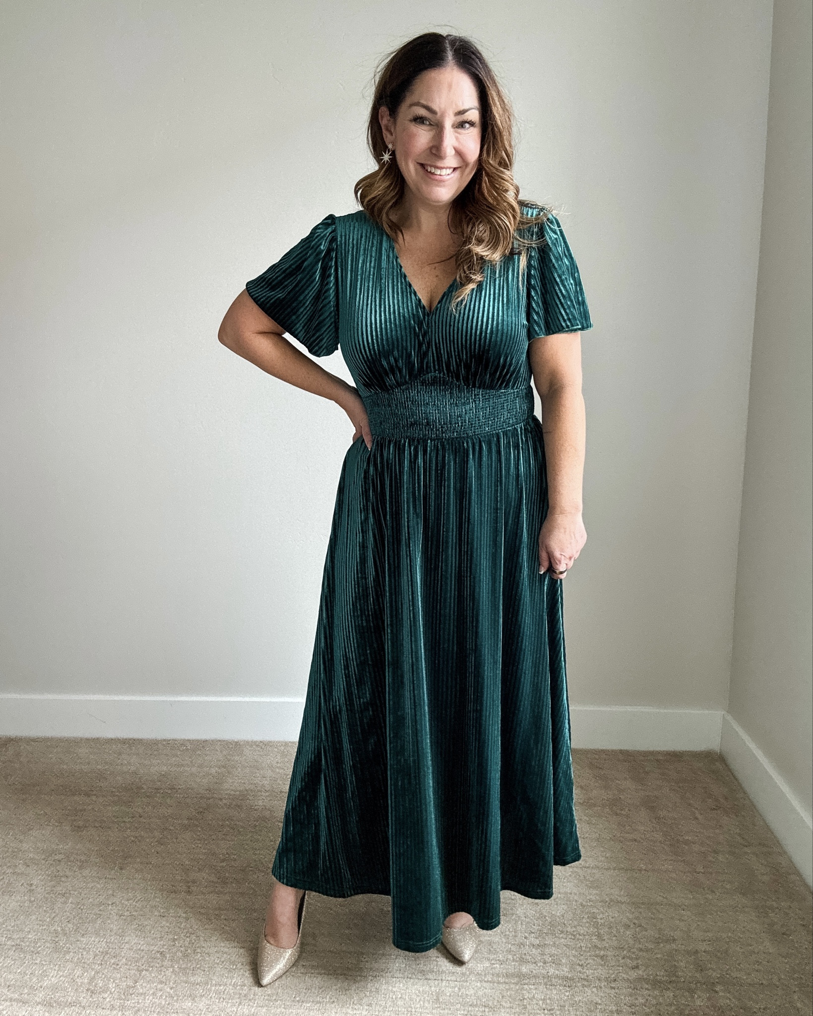 Green Velvet VNeck Ribbed Maxi Dress | Wearing L #holidaydress #holidayevent #holidaypartyoutfit 

 

#LTKHoliday #LTKSeasonal #LTKMidsize