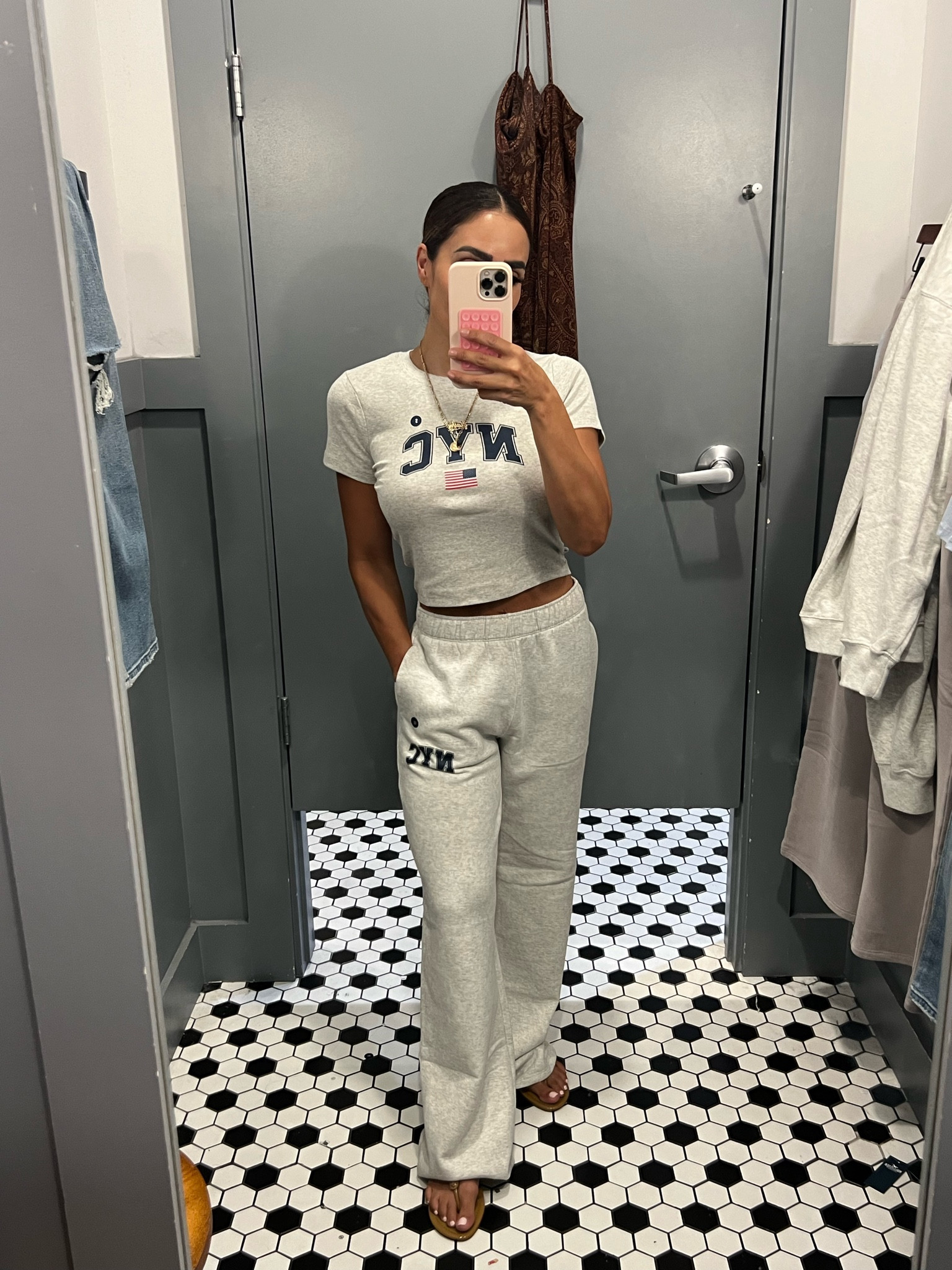 I’m wearing a size XS (regular) for the pants and a size small for the top. I am 5’0” and 115 lbs. 34B. 

#LTKFindsUnder50 #LTKSaleAlert #LTKOver40