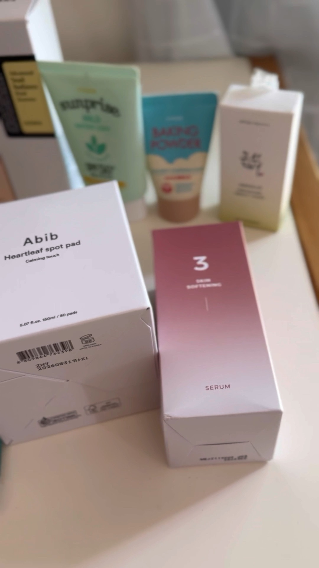 Chegou por aqui meus produtos de skincare coreano.
 💚 Abib toner pad para peles sensíveis, são discos embebeidos em produto que acalma a pele e hidrata. 
🩷Numbuzin sérum que ajuda a clarear a pele e ajuda na elasticidade da pele.

Ambos compro na shopee e ainda veio uma máscara de brindes essa loja sempre manda brinde. 🩷

#LTKbrasil #LTKsalealert #LTKbeauty