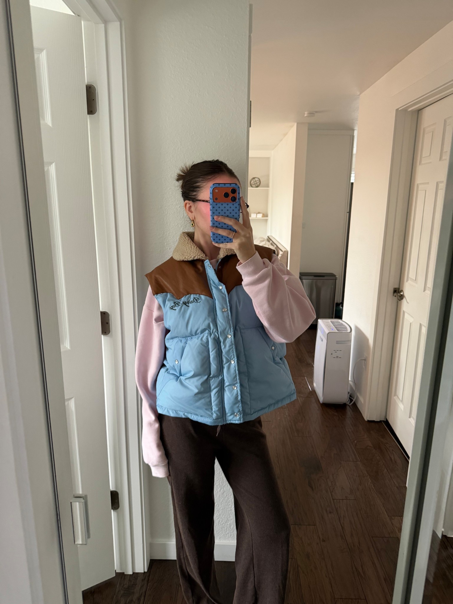 Size small in pants and medium crew! 

#LTKHoliday #LTKootd #LTKdayinmylife