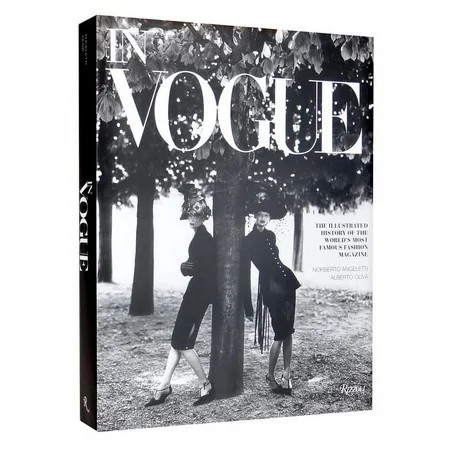 In Vogue: An Illustrated History of the World's Most Famous Fashion Magazine, (Hardcover) | Walmart (US)