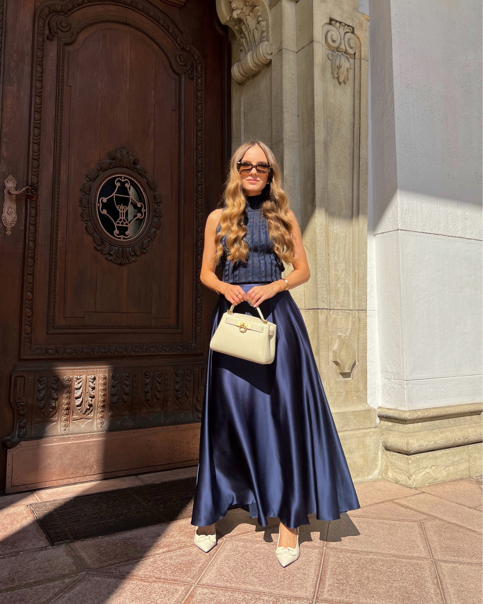 a moment for this skirt ✨ use ‘20rebeka’ for 20% off everything on Lilysilk 

*Instagram partnership 

lilysilk outfit | summer fashion | silk skirt | cable knit top | vest top outfit | navy blue outfit

#LTKStyleTip