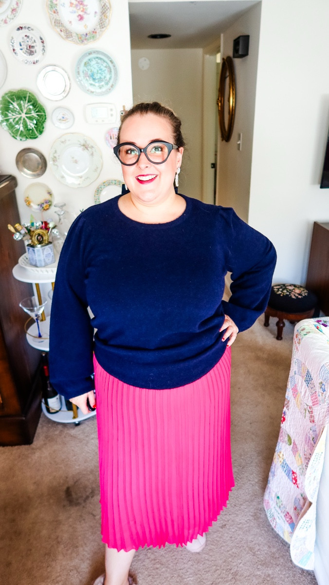 ✨ Navy + Hot Pink = Effortless Chic ✨

I’m obsessed with this high-low outfit combo — it feels fancy and comfortable, which is basically my love language. 

I’ve lost 60+ pounds so far this year, and I am having fun with clothes! 

The navy sweater from Vineyard Vines is pure perfection — soft wool, flattering puff sleeves, and the sweetest bow-back detail that makes it feel special from every angle. It fits true to size, but the sleeves are definitely long for my petite frame. It drapes beautifully without being bulky.

I paired it with this Amazon pleated skirt that twirls like a dream. It’s lightweight, flowy, and under $40 (yes, please!). The color is this bright, happy pink that works year-round — pair it with a white tee in spring, a tank and denim jacket in summer, or a cozy sweater like this one for fall and winter.

And because I’m hosting a dinner party at home, I finished the look with my favorite fluffy slippers — keeping things comfy but still put-together. 

This same outfit could easily be dressed up with heels and sparkly earrings for date night or a holiday gathering.

🧵 Sweater: Vineyard Vines (wearing size XL) 👗 Skirt: Amazon (size XXL, very room, should have gotten a smaller size) 🥿 Slippers: Amazon

Tap to shop everything (and I’ve linked a few similar pleated skirts and bow sweaters, too!).
.
.
.
#LTKStyle #LTKFallFashion #LTKCurves #VineyardVines #AmazonFashion #HighLowStyle #DinnerPartyAtHome #CozyChic #FallOutfitInspo #LTKPlus


#LTKSeasonal #LTKMidsize #LTKPlusSize