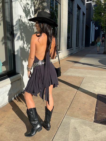 Linking tonight’s event outfit! 
I am wearing a free people dress size XS 
Western belts from Amazon

Country outfit 
Black outfit 
Concert outfit 
Festival 



#LTKStyleTip #LTKSeasonal #LTKFindsUnder100