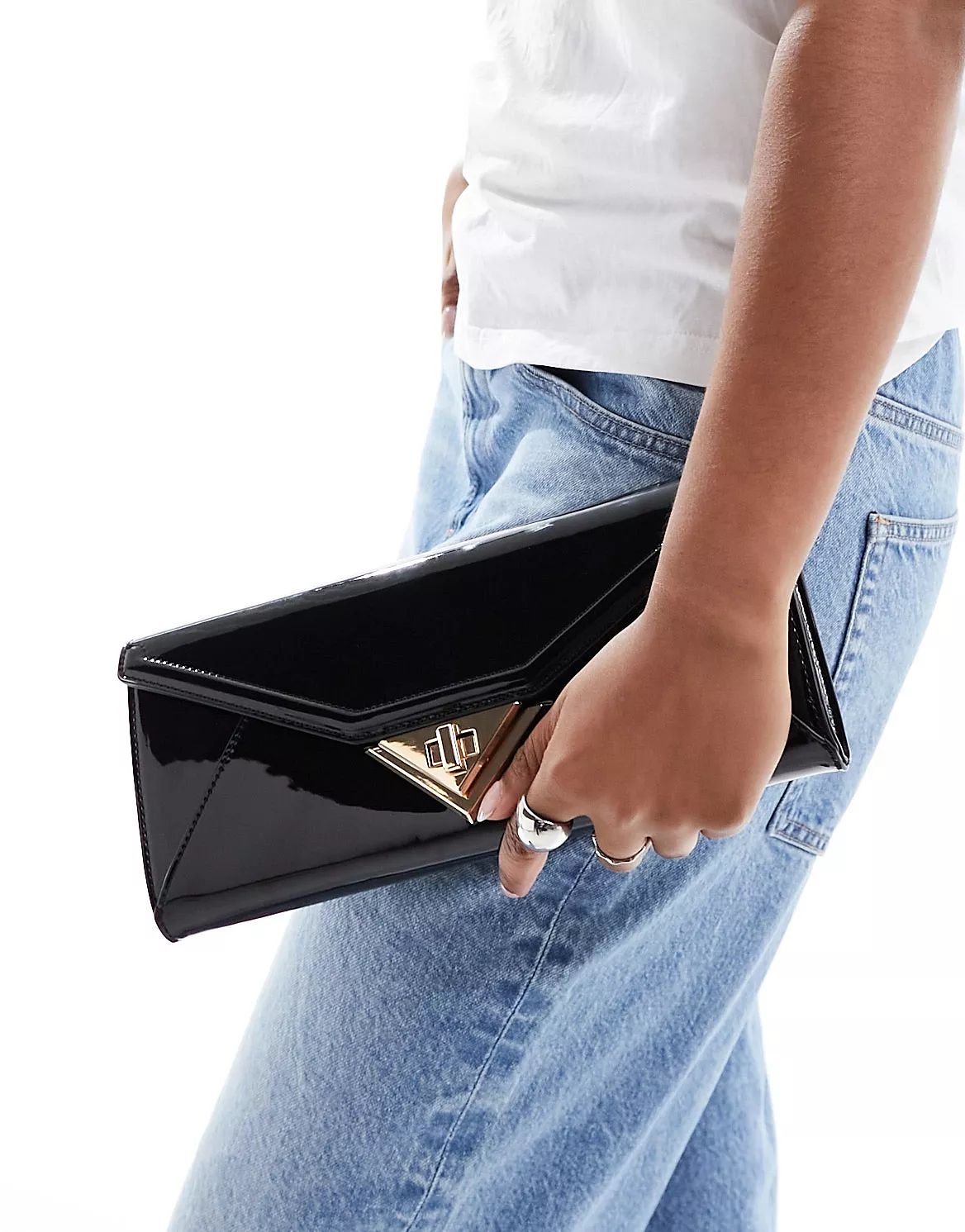 ALDO Tei envelope clutch bag with chain strap in black | ASOS | ASOS (Global)