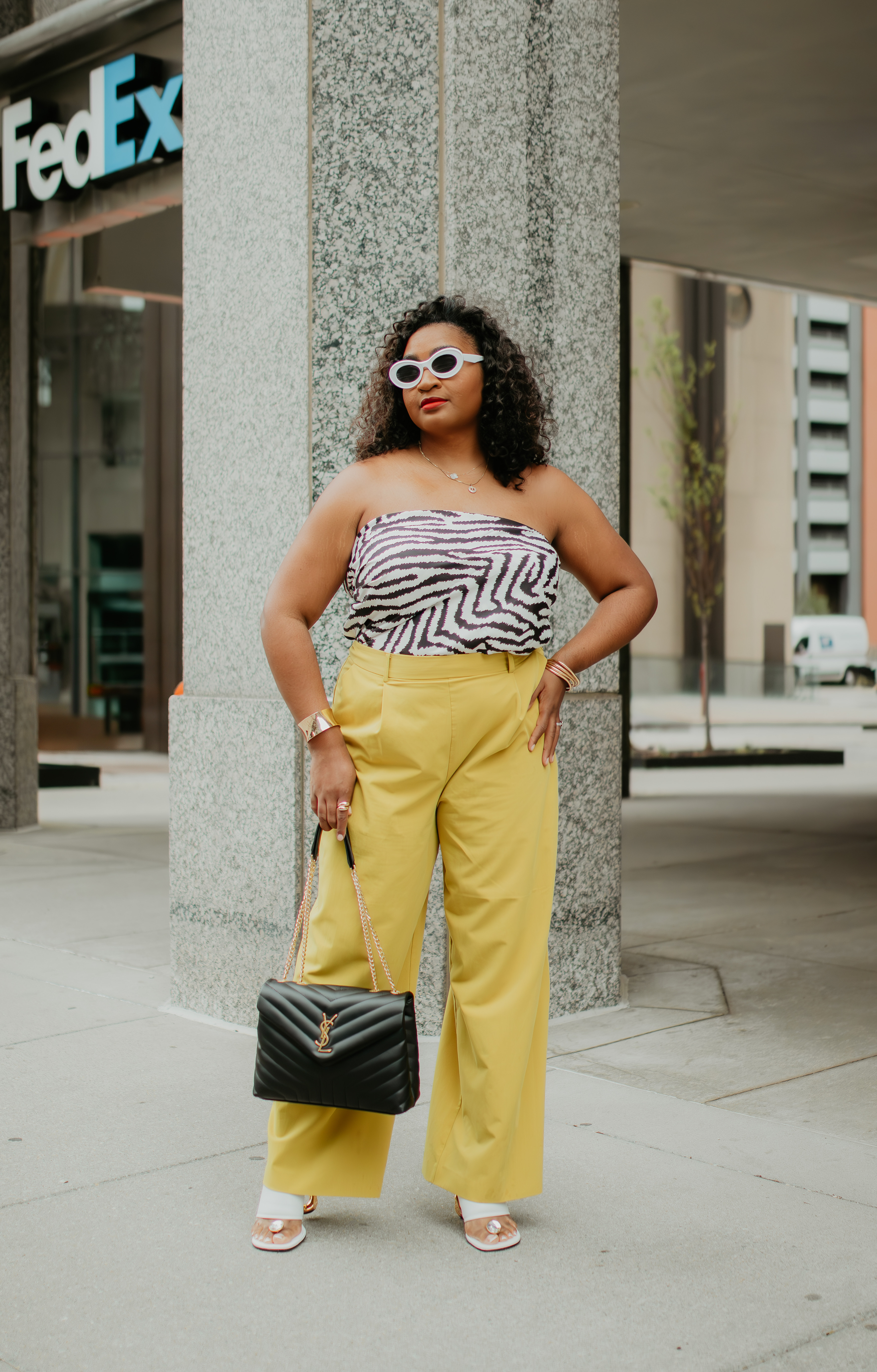 Back in my fashion blogging element 

Style tip: Mixing bold colors and print instantly makes your look 10x more interesting. 

Some of my favorite combos include chartruese x zebra, red x leopard, pink x leopard, and polka dots x yellow.

#LTKootd #LTKMidsize #LTKPlusSize
