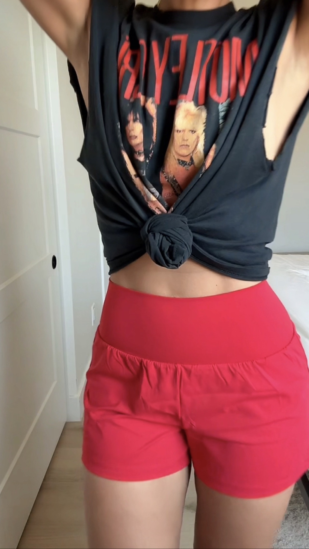 These Halara Softly Zero Airy 3” Shorts are a summer essential! Lightweight, buttery-soft, and made for all-day comfort. ☀️💕

#Halara #HalaraShorts #SoftlyZeroAiry #SummerOutfits #AthleisureStyle #WorkoutShorts #TikTokMadeMeBuyIt #FashionFinds #SummerFashion #OOTD #ComfortMeetsStyle #Activewear #DealsAndSteals #ShopTheLook #ViralFinds

: