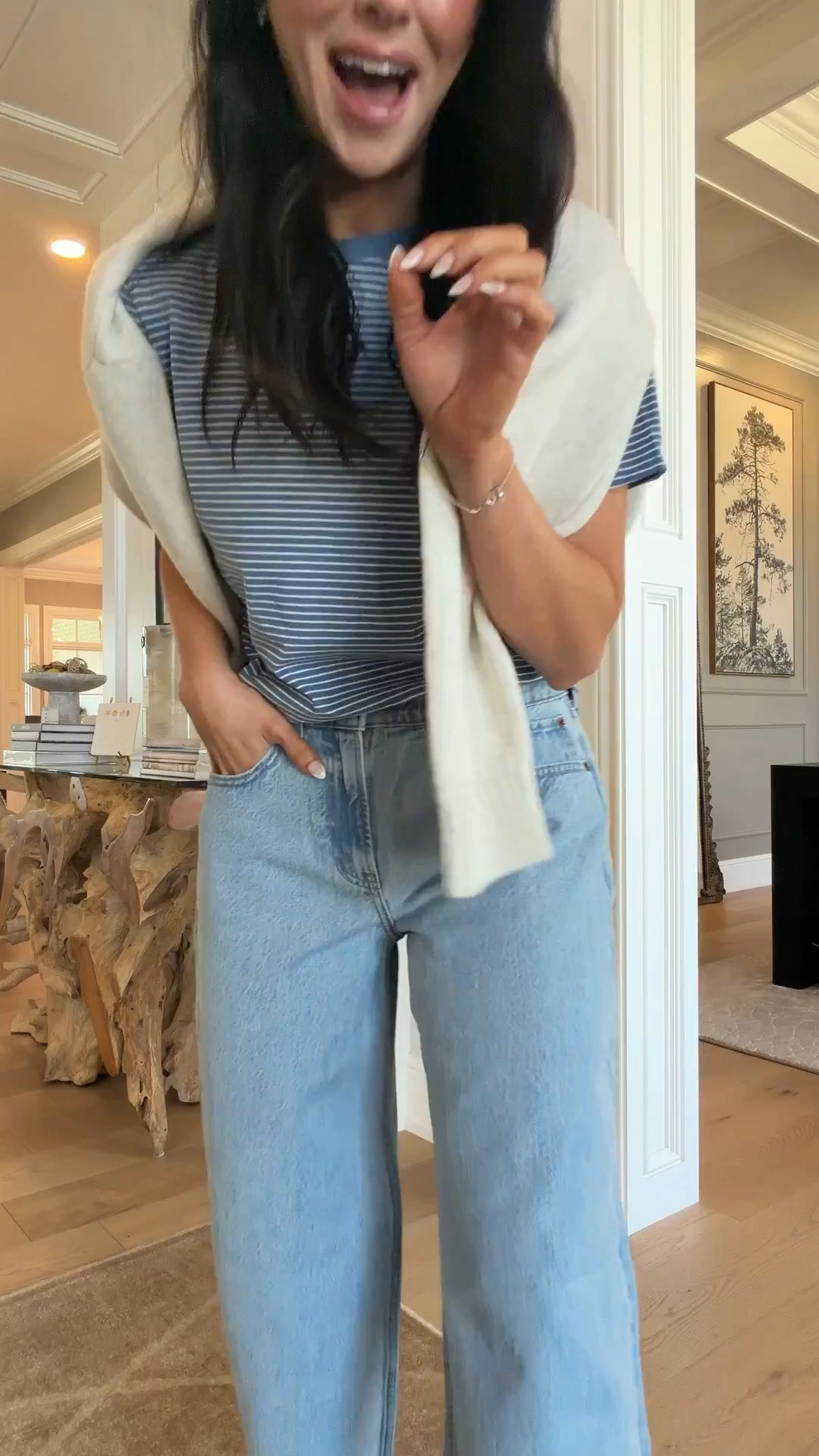 Love this cut!

Sale alert, denim, jeans, casual outfits, prefall fashion, Katy roach, livingmybeststyle