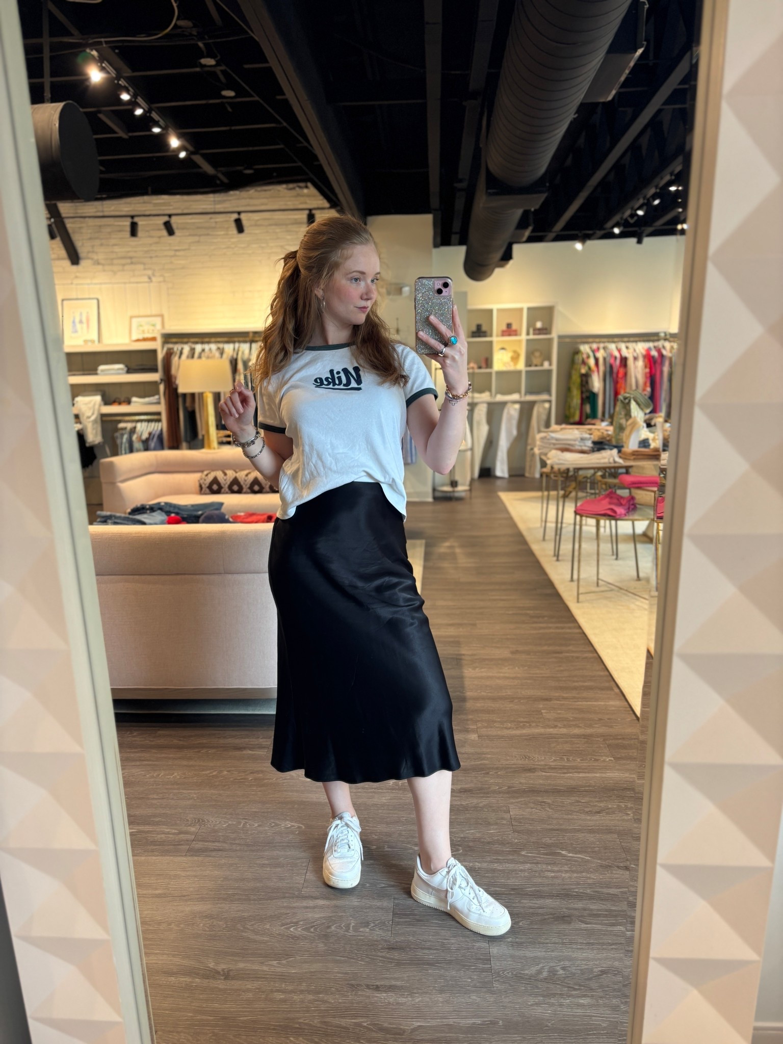 My favorite go-to look ! A skirt and a graphic tee. Looks cute and styled every time 😘

#LTKStyleTip #LTKGiftGuide #LTKSeasonal