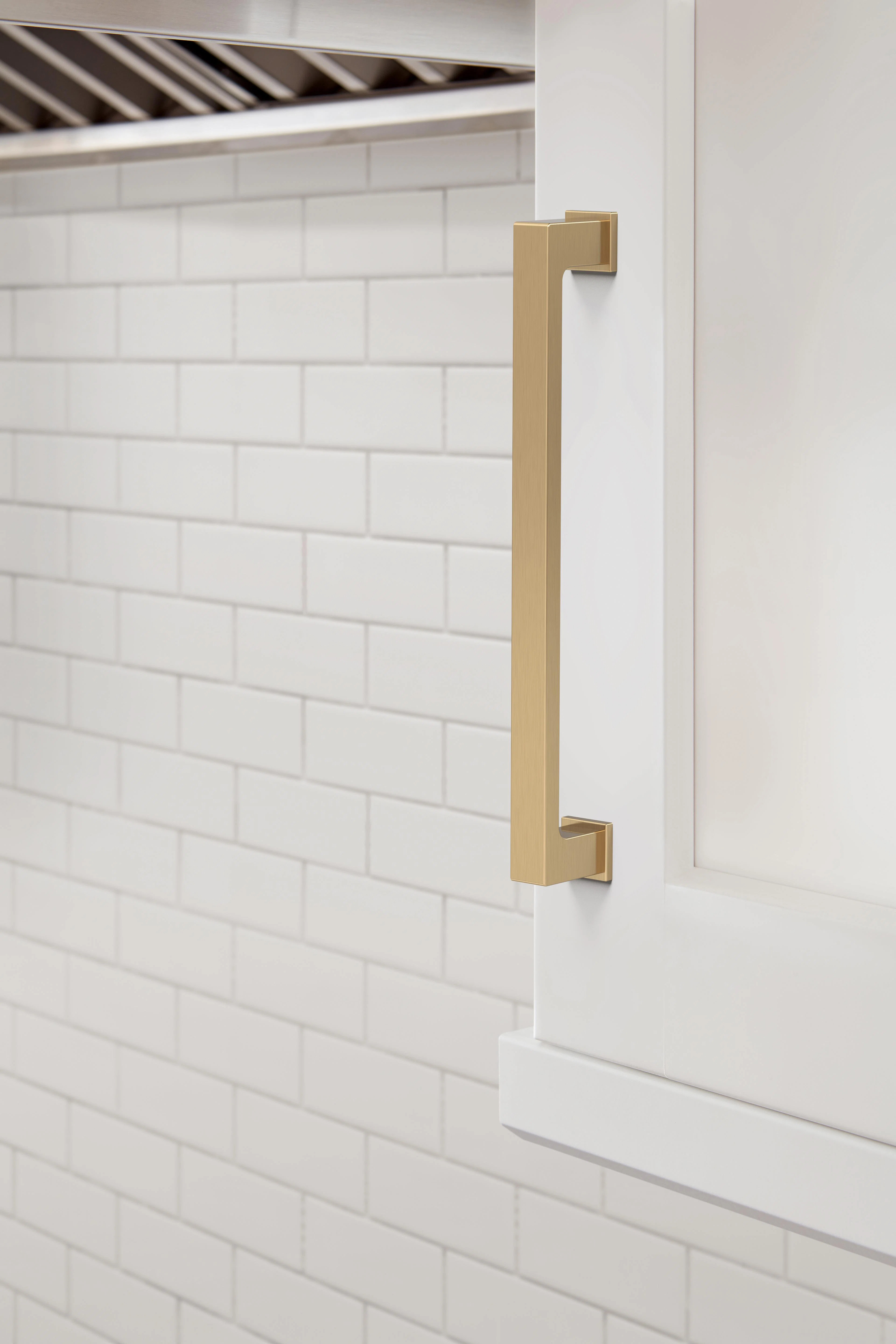 Bridgeport 6-5/16 inch (160mm) Centre-to-Centre Champagne Bronze Cabinet Pull - 10 Pack (Set of 1... | Wayfair North America