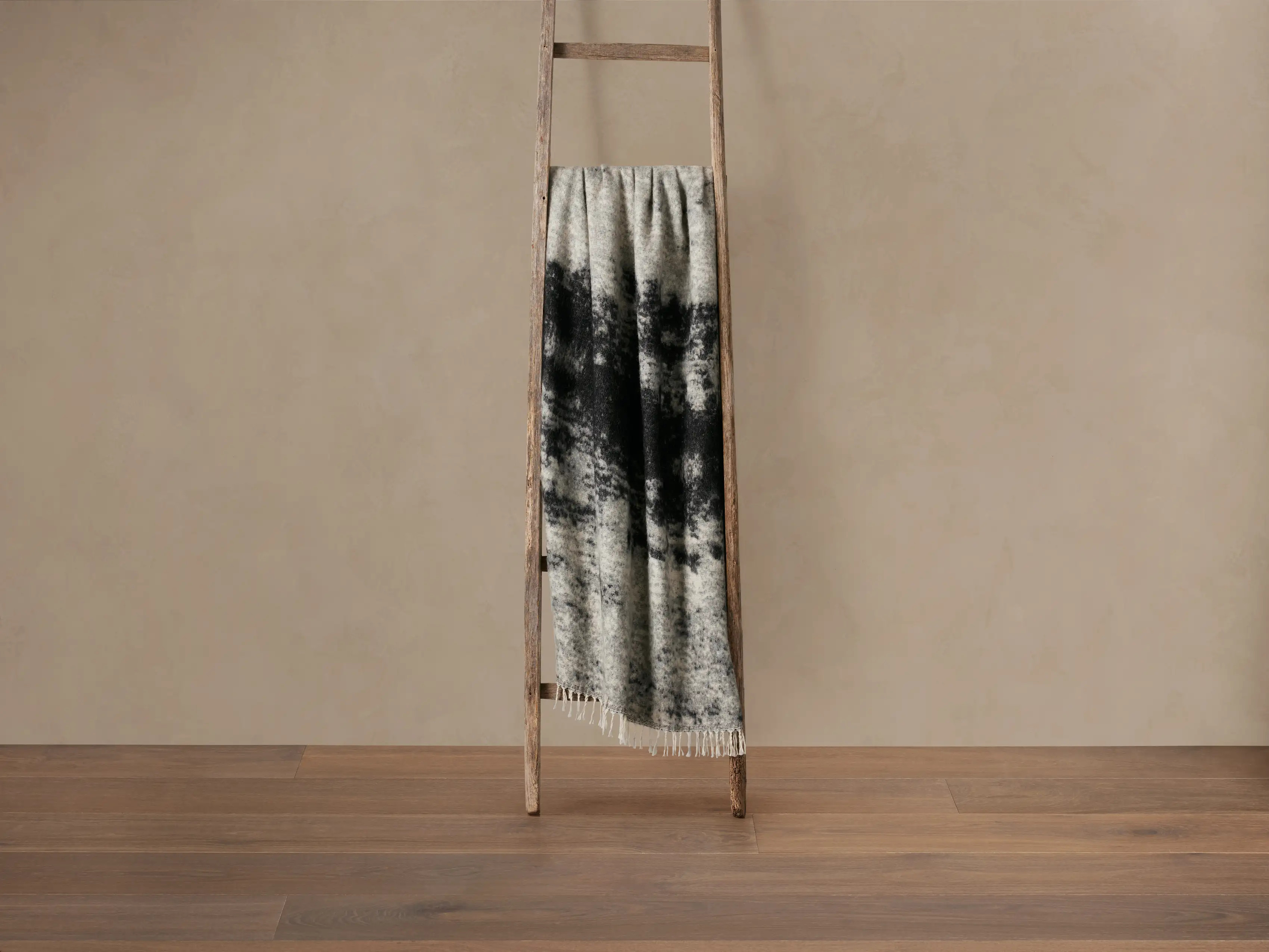 Saraya Throw | Arhaus