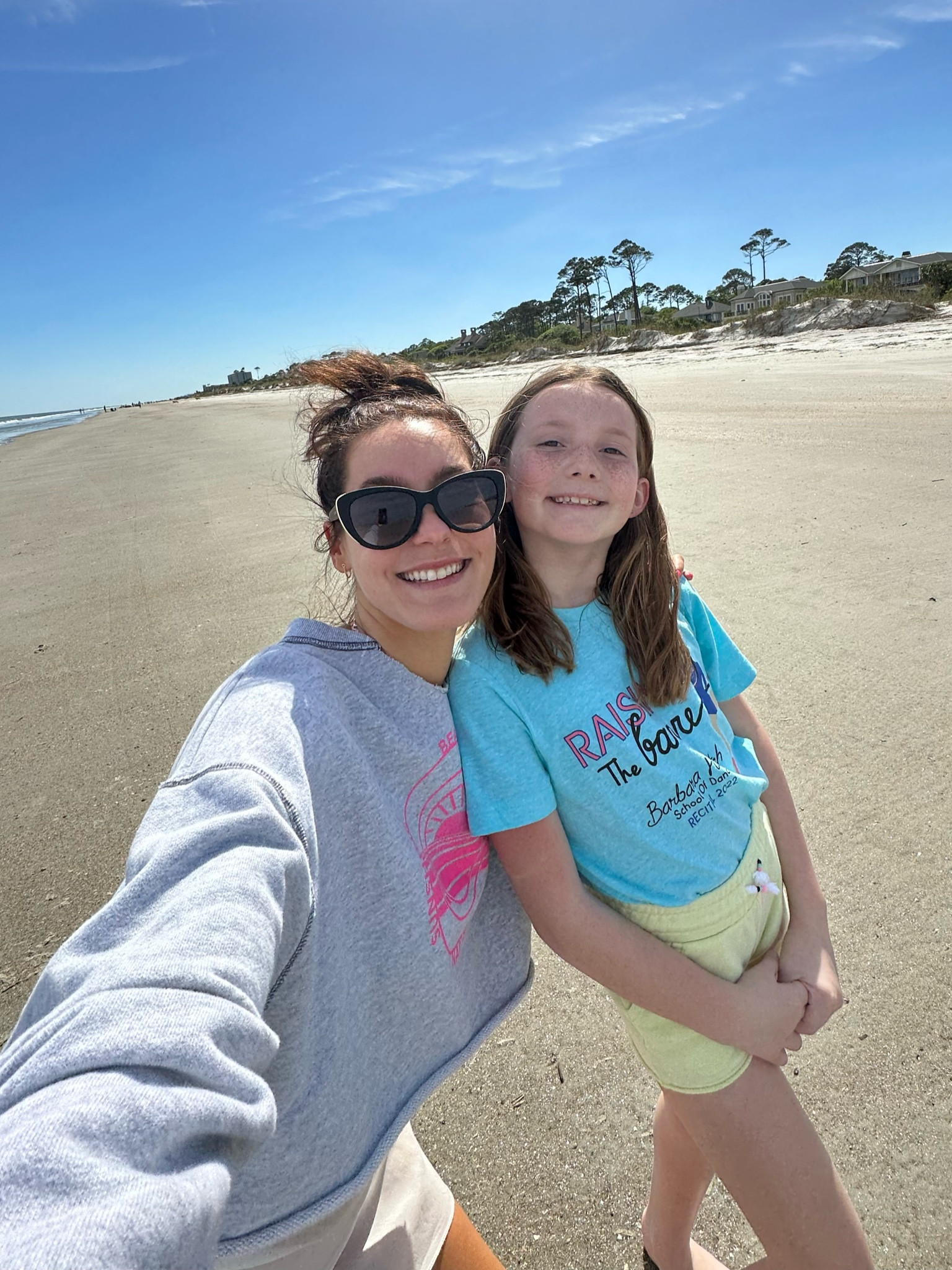 Aerie sweatshirt size S
Goodr cat eye sunglasses 

Running sunglasses 
Gray sweatshirt 
Beach outfit 

#LTKswim #LTKFind #LTKtravel