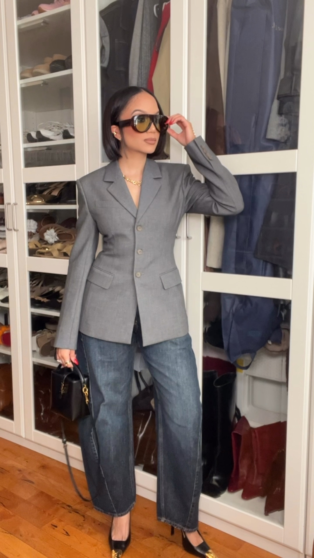Perfect outfit for shopping or daytime errands | Casual outfit| blazer | aritzia blazer

#LTKgrwm #LTKootd