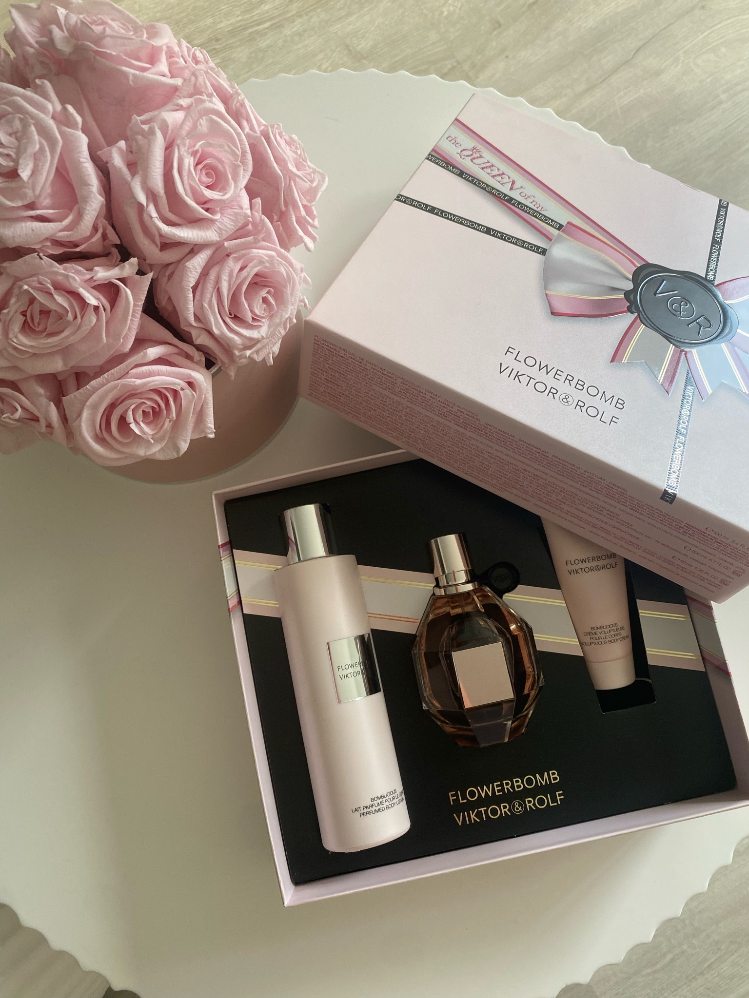 Perfect floral fragrance, would be such a cute holiday gift set! 

#LTKGiftGuide #LTKbeauty
