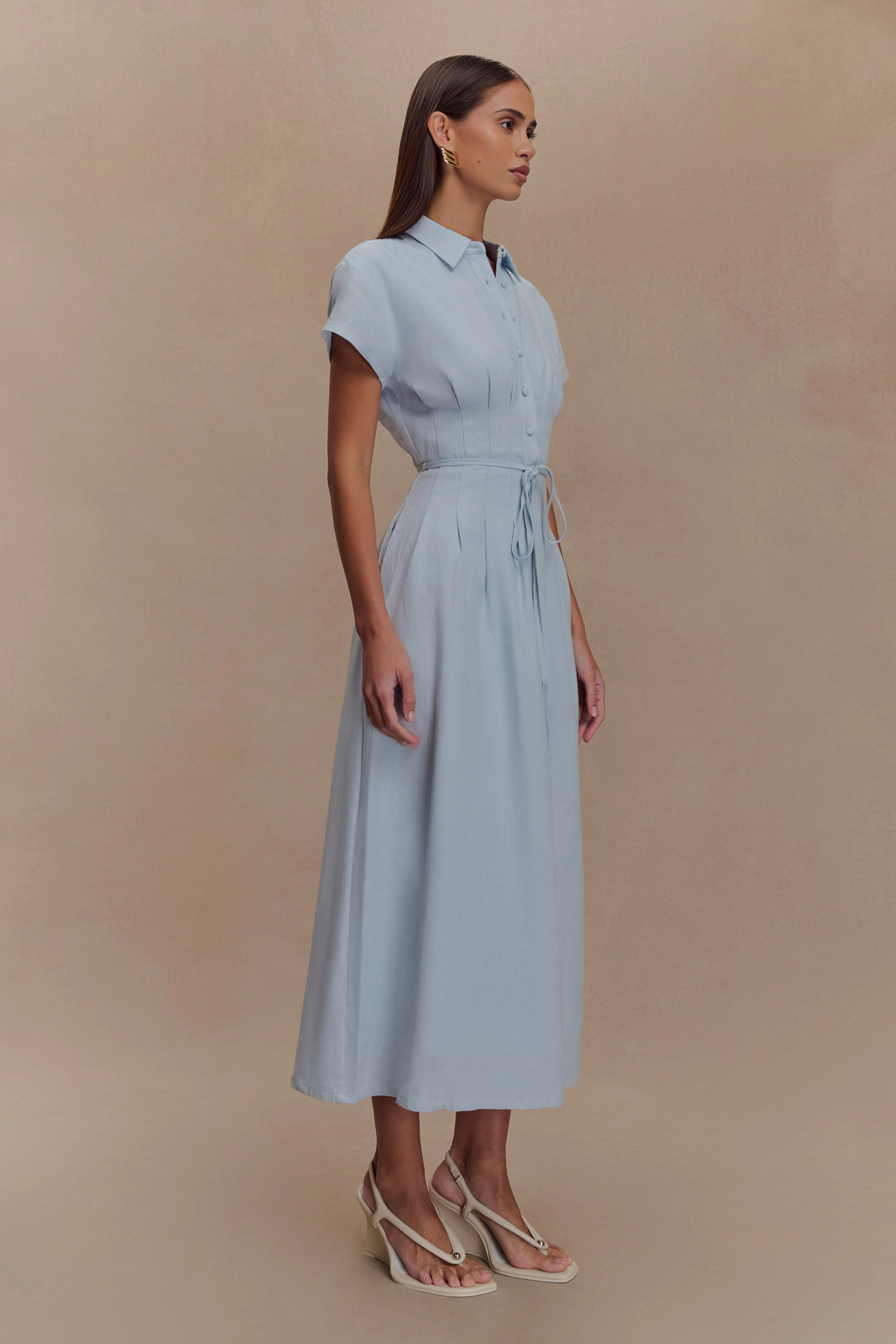 Aysha Buttoned Linen Midi Dress - Cornflower Blue | Meshki (APAC)