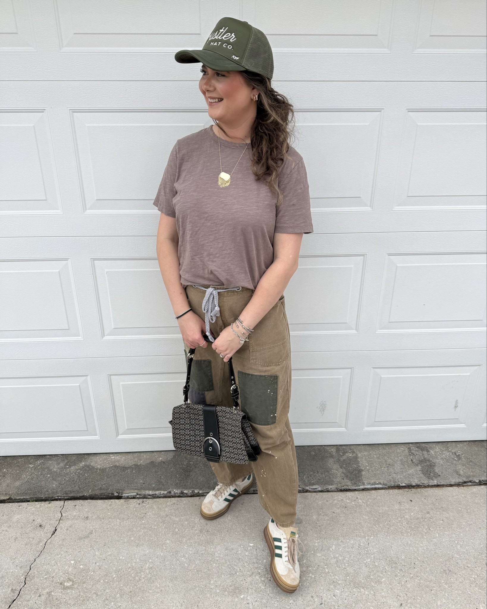 My necklace I wore this past weekend is on major sale🤩✨ 50% off during @electricpicks Big Sale!! I absolutely LOVE this necklace because it’s so cool and unique! Like nothing else I’ve seen before or have in my collection 🫶🏻


#electricpicks #electricpicksjewelry #ep # fringenecklace #bigsale #halfoff #springsale #newjewelry #trendyjewelry #lifetimeguaranteed 

#LTKdayinmylife #LTKSaleAlert #LTKootd