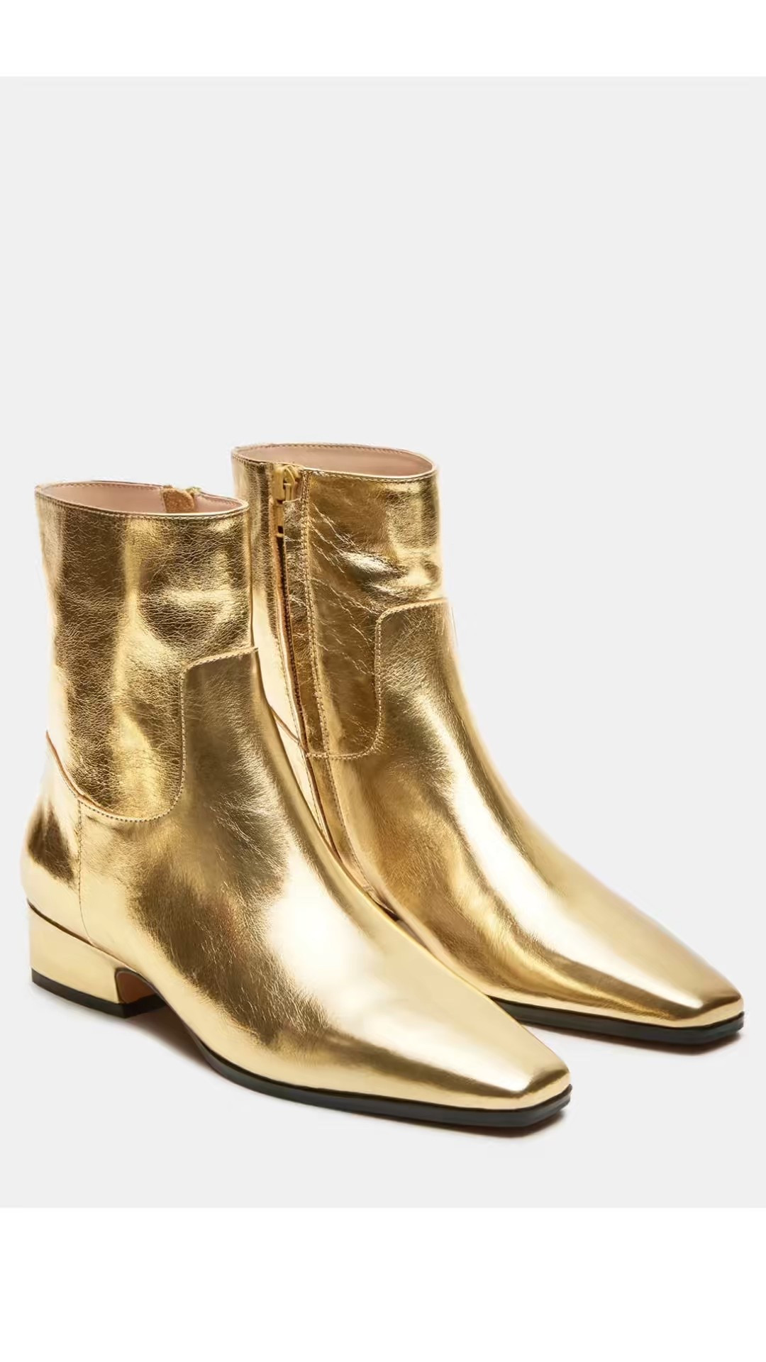 DUSTY GOLD LEATHER 
Regular price $149.95  Sale price $79.99
$56.00 with code: FRIENDS

#LTKSaleAlert #LTKFindsUnder100 #LTKShoeCrush