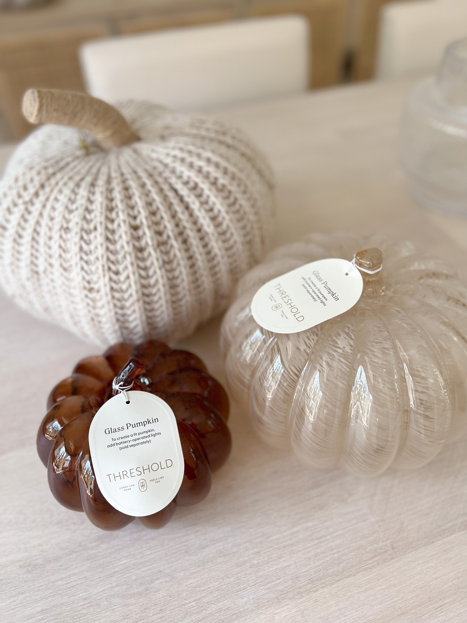 Neutral pumpkins from target! Couldn’t resist! 🤍🍂

Threshold, knit pumpkins, glass pumpkins, fall home decor, new arrivals, fancythingsblog

#LTKunder50 #LTKFind #LTKhome
