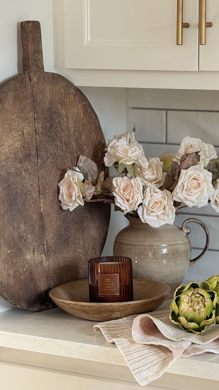 Bringing in charm with old soul vintage pieces. I ordered this gorgeous vintage breadboard from @rustichomedesignstx and couldn't be more perfect. I had that angled corner in my kitchen and I knew that bread board would fit that space. 

Comment shop for the links to this reel! 

Make sure you follow @kelihomestyle 
.
.
.
.
.
.
.
#homedesign #interiordesign #homestyling #springdecor #homeinspiration