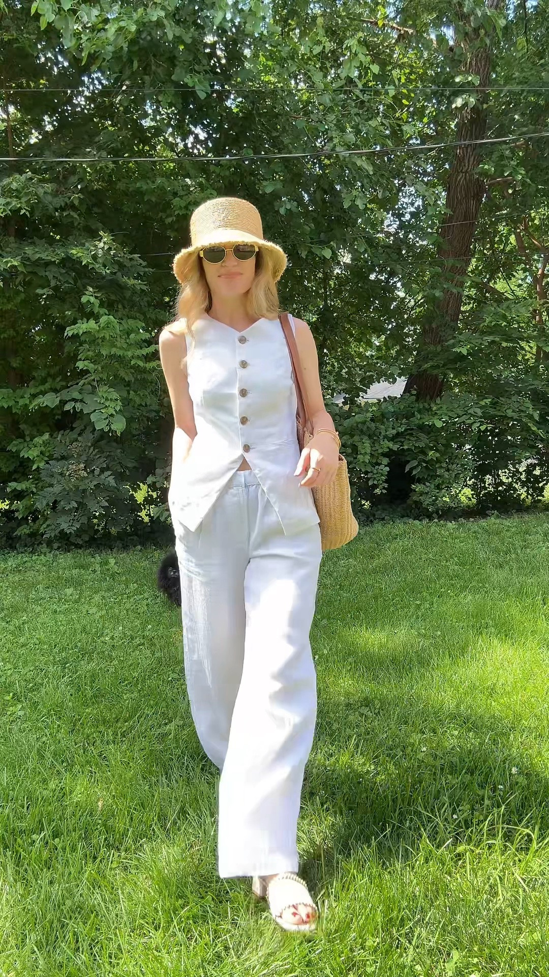 Effortlessly chic, flowy summer pants of my dreams

#linenpants #summeroutfits #ootd
#organicclothing #pants #dealsforyoudays
@Pact

#LTKootd #LTKTravel #LTKSwim