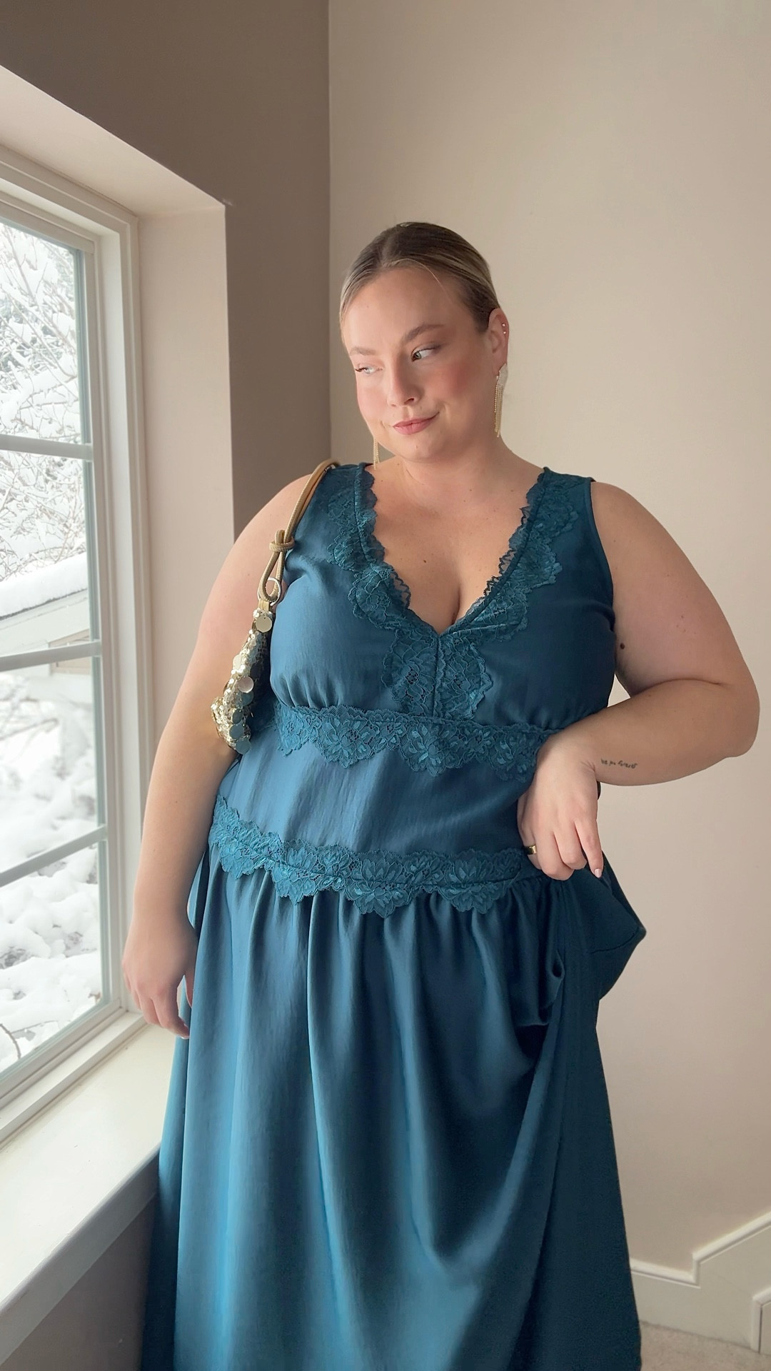 NYE outfit inspiration for plus size girlies! This gorgeous blue maxi is an absolute gem from Torrid and of course is size inclusive. I’m wearing a 2x

#LTKootd #LTKPlusSize #LTKHoliday