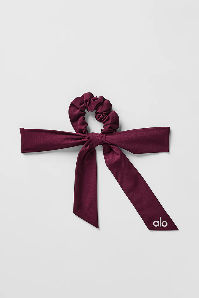 Love Knots Tie Scrunchie | Alo Yoga (US)