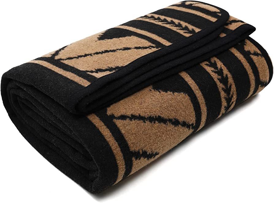 Amazon.com: Acushla Merino Wool Camp Blanket - Warm, Thick, Washable, Large Throw - Great for Out... | Amazon (US)