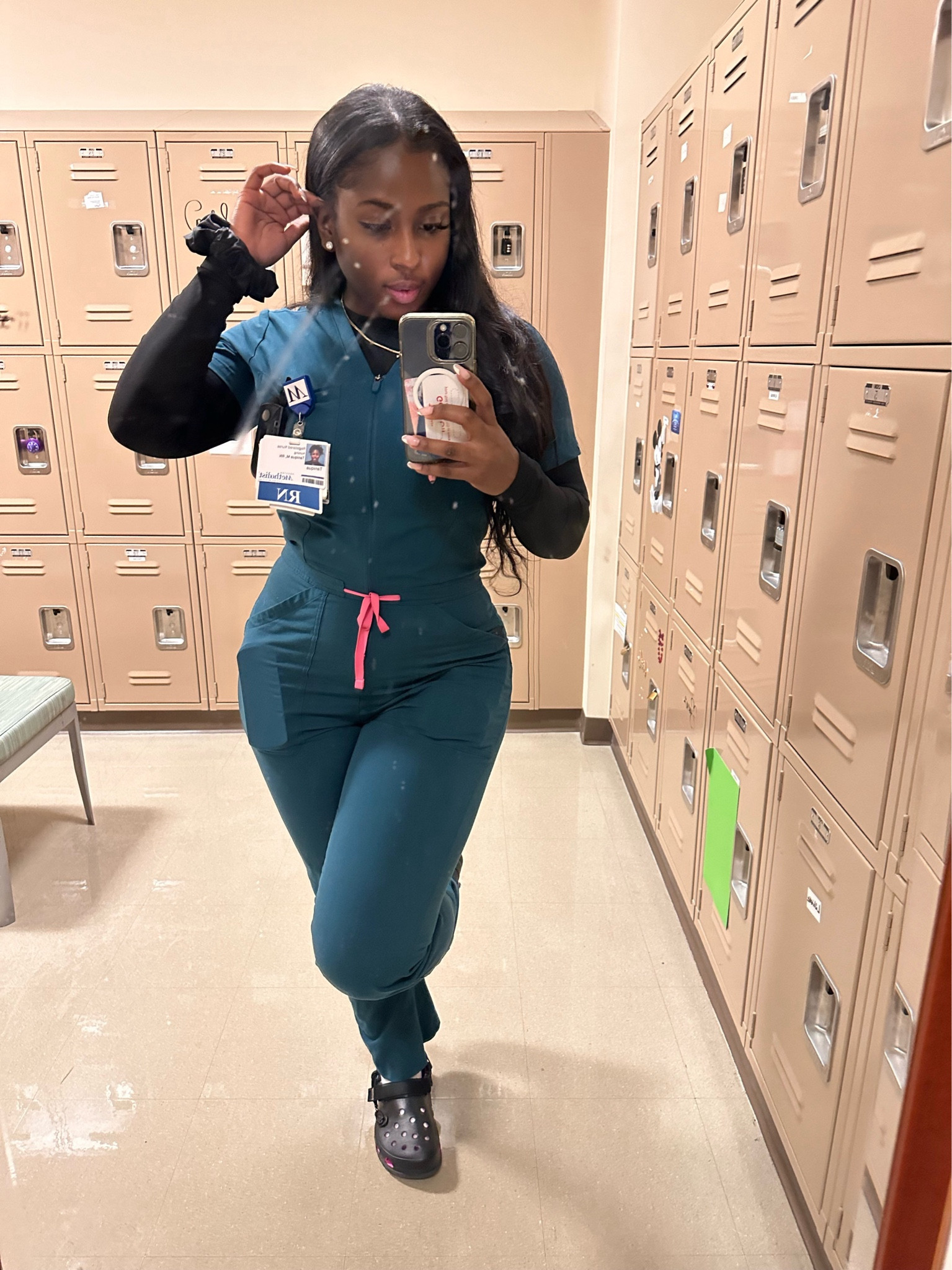 Figs Catarina Jumpsuit in Caribbean Blue
Size M . I’m 5’4, 175lbs, 36DD

#LTKworkwear #LTKstyletip #LTKxPrime