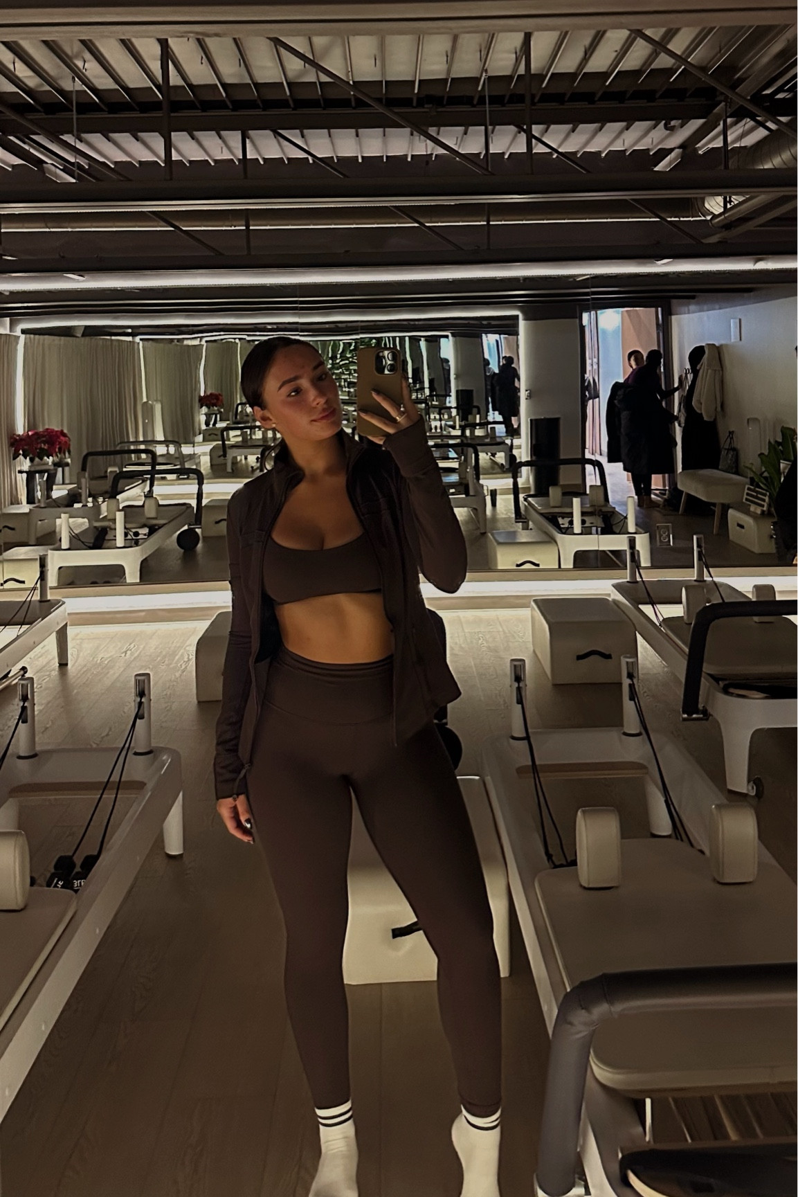 ESPRESSO SET ☕️🤎

Tops Sz 4
Bottoms Sz 4

#LTKFitness #LTKStyleTip #LTKActive