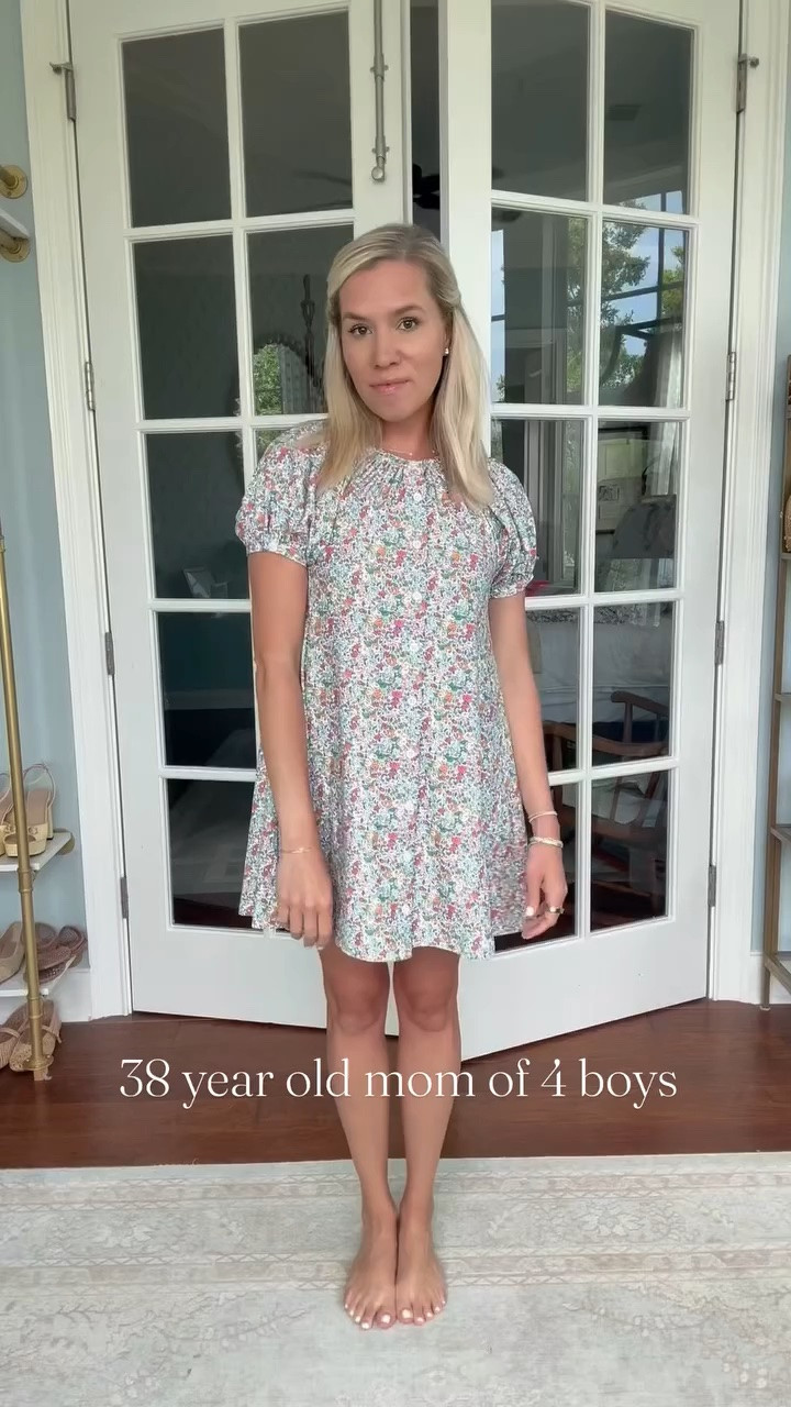The most fun little frock! I love this little number and how easy it is to wear. It’s still fully stocked- and you can use my discount code to shop! USE CODE MORGANK15

Comment LINK for the look 🌸😘

#summerdress #smithandquinn #floralfrocks